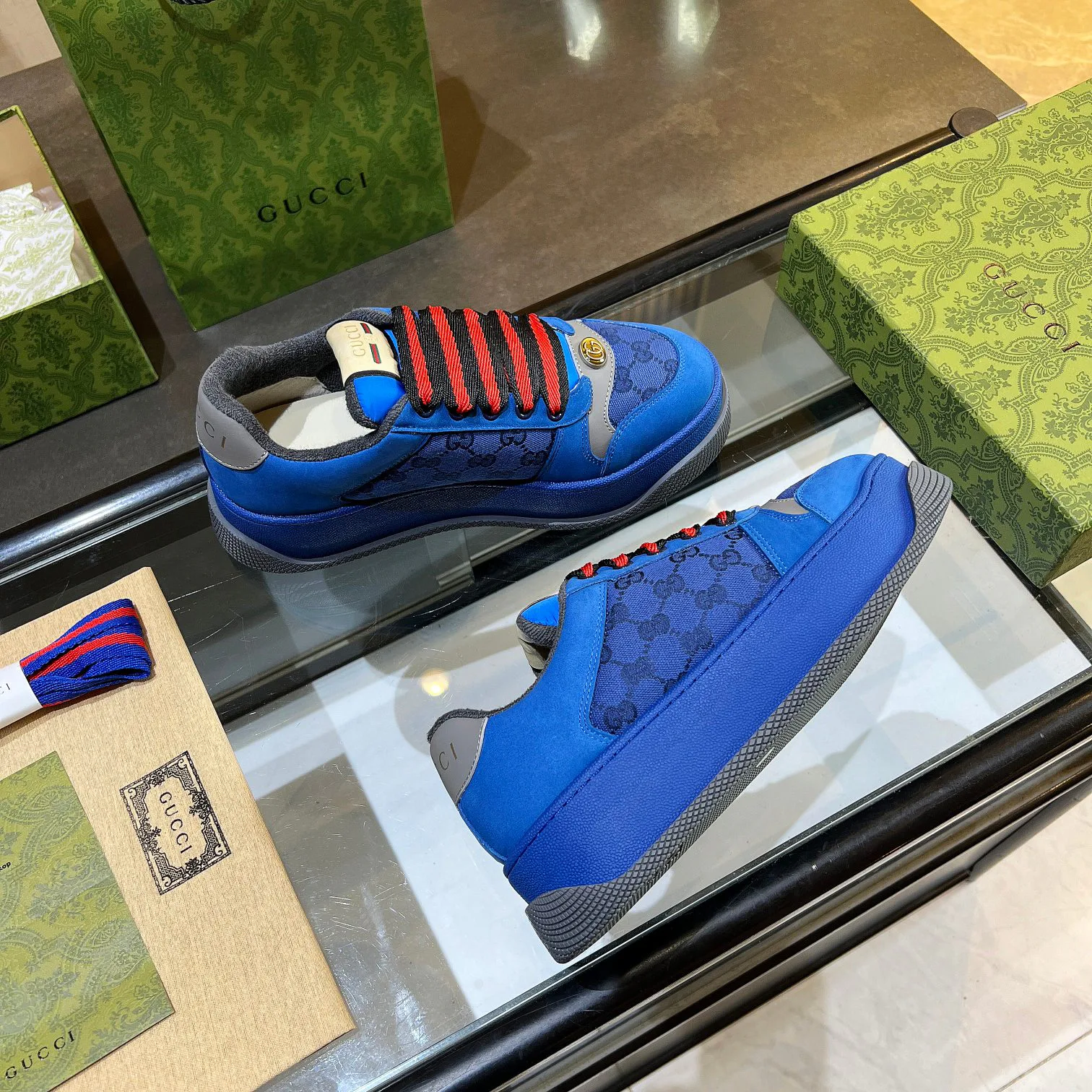 Women's Sneakers GUCCI 17955440