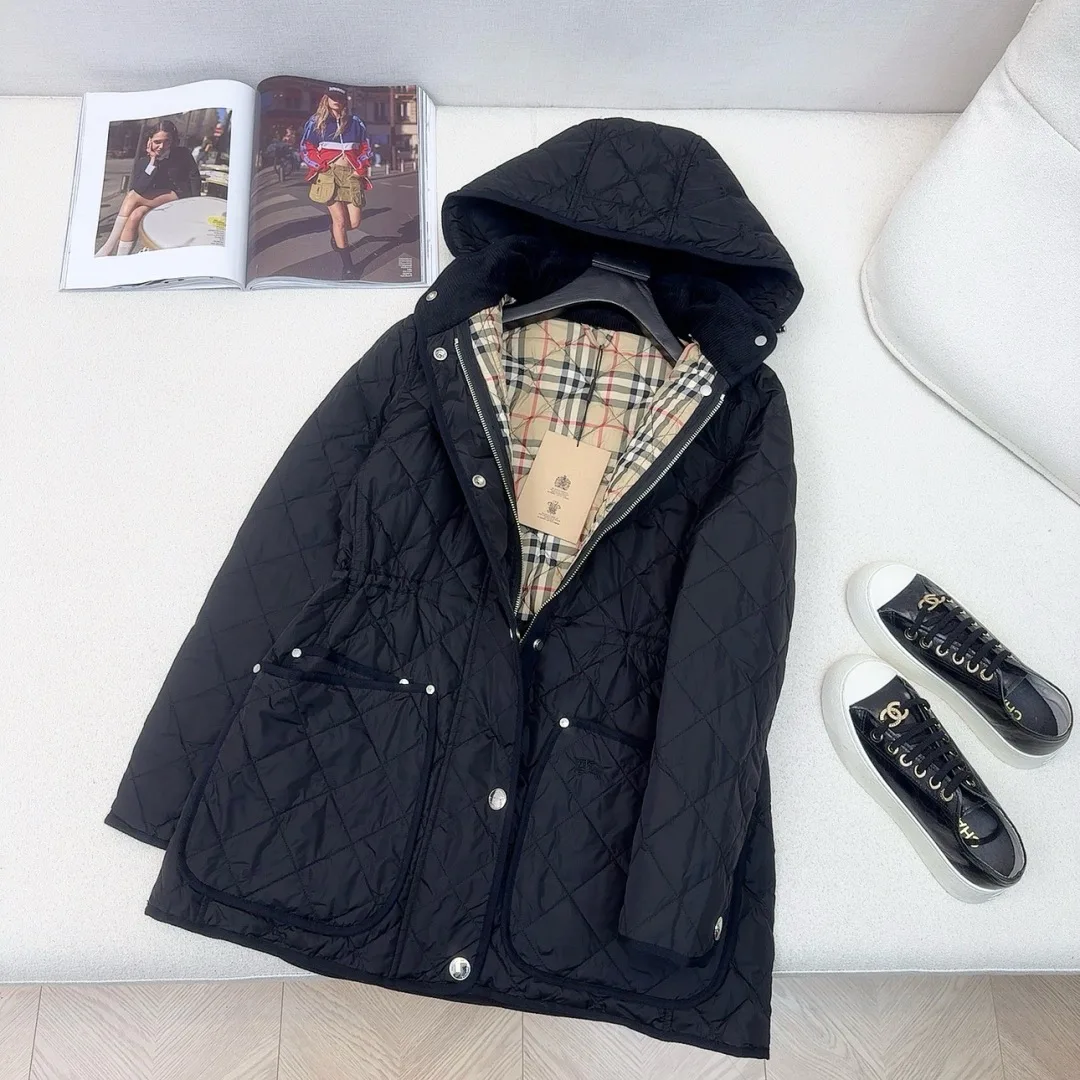 Women's Jackets And Down Jackets BURBERRY 17840423