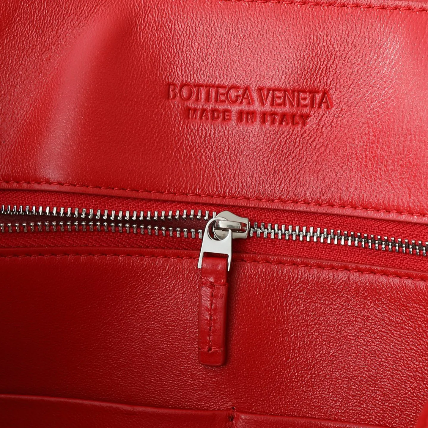 Классические Сумки Женские Bottega Veneta 18668708