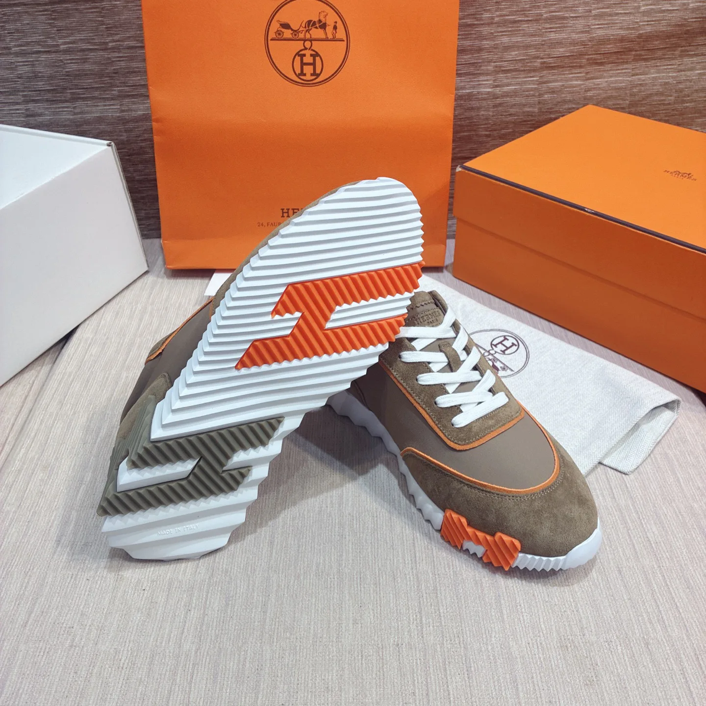 Women's Sneakers HERMES 17977062