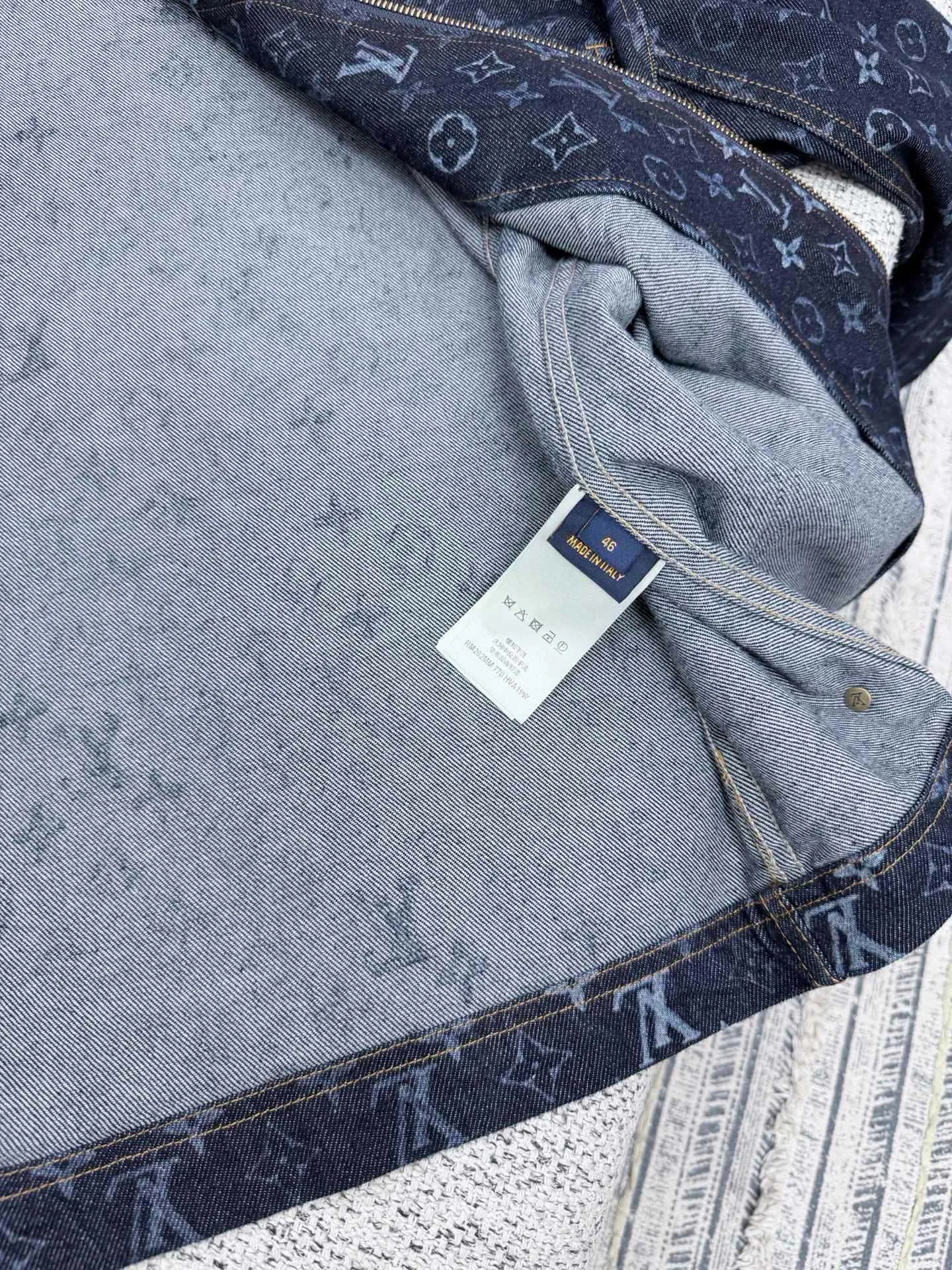 Men's Jackets And Down Jackets LOUIS VUITTON 18343239