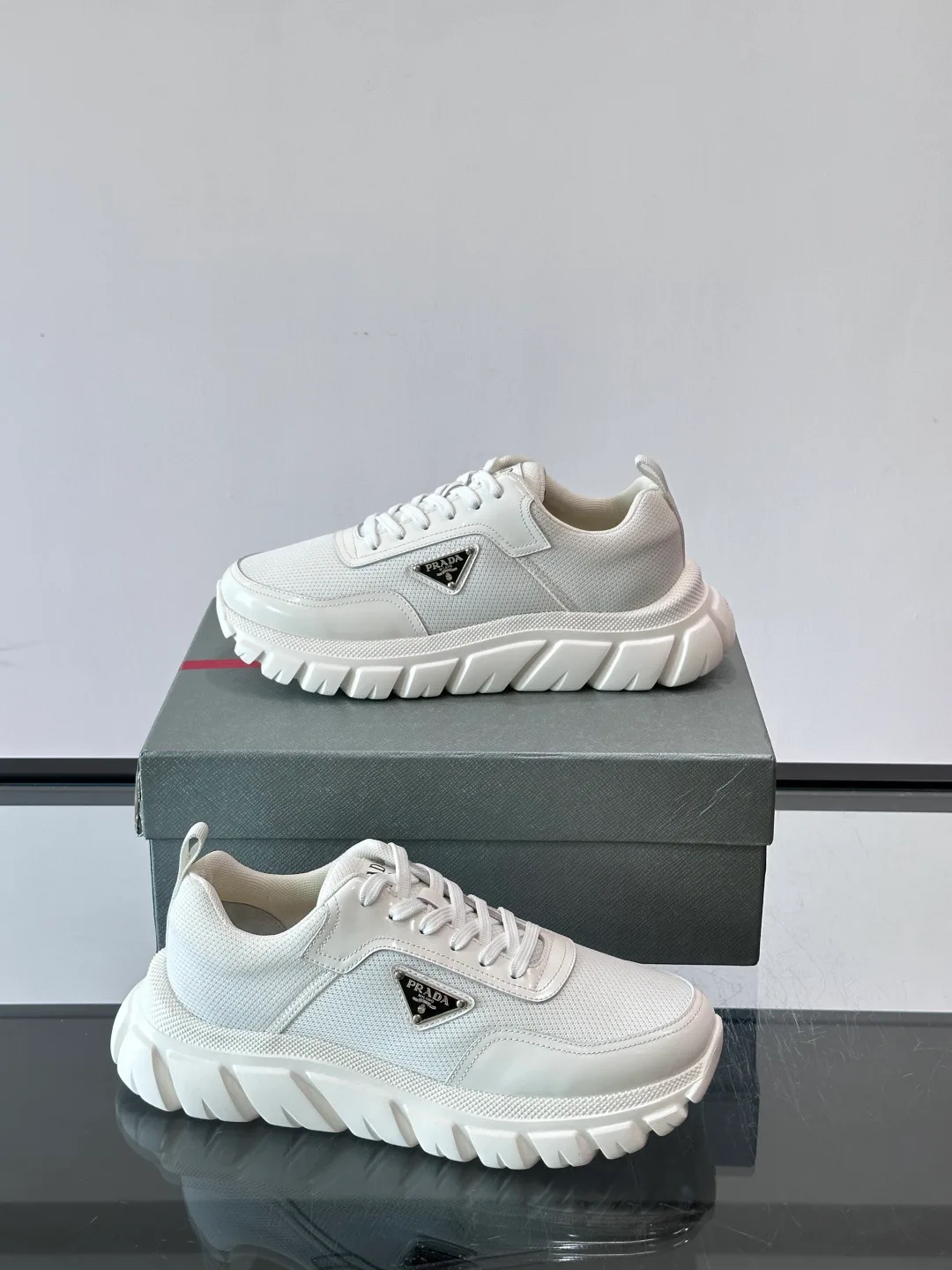 Men's Sneakers PRADA 17354135