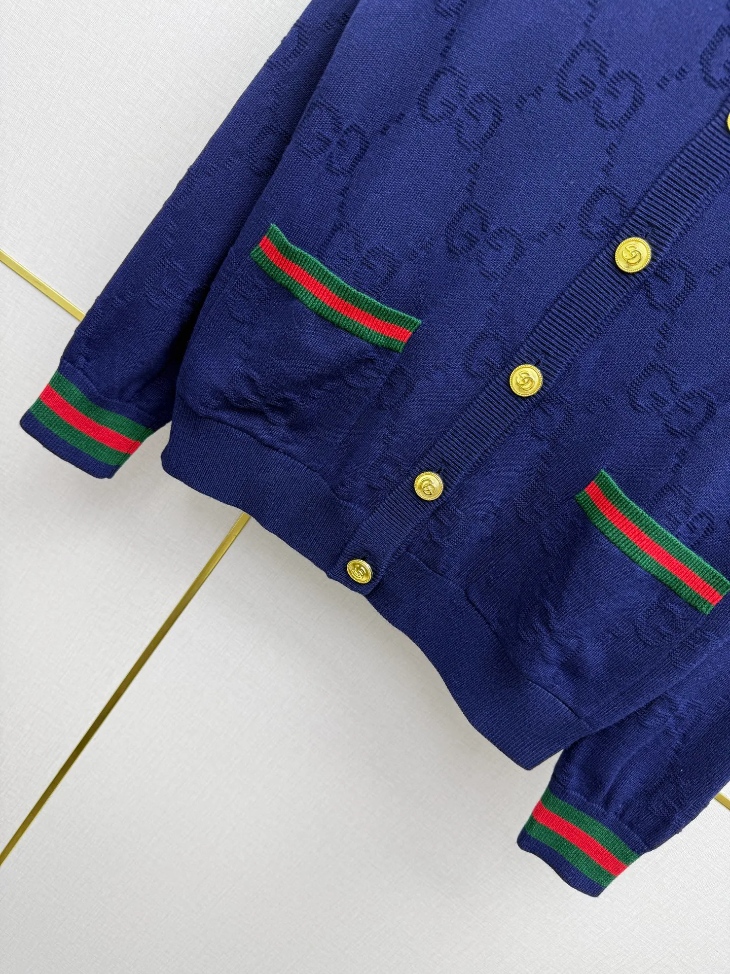 Джемперы И Свитеры Женские Gucci 18664986