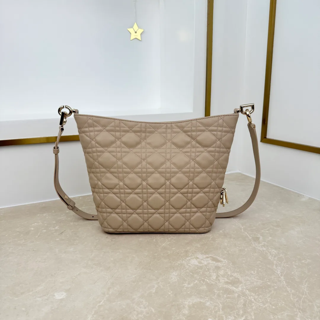 Women's Classic Handbags CHRISTIAN DIOR 18116277