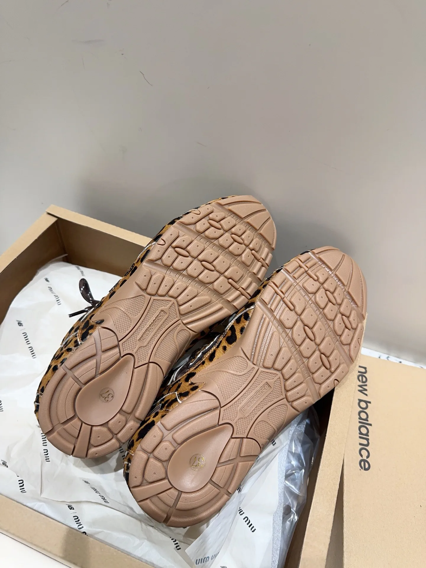 Women's Sneakers MIU MIU 18041322