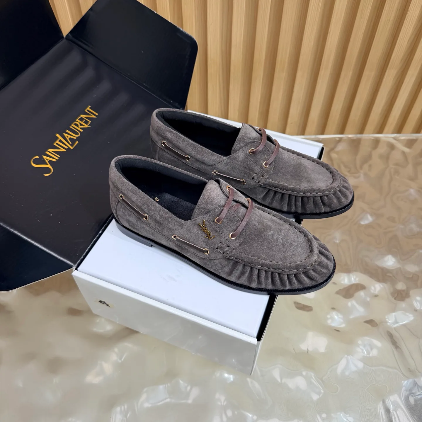 Women's Loafers And Moccasins SAINT LAURENT 17816808