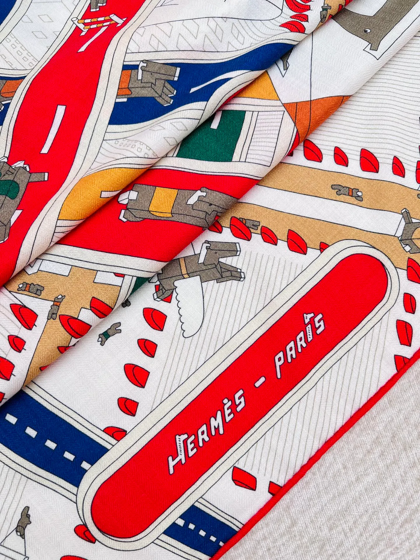Silk Scarves HERMES 17992650