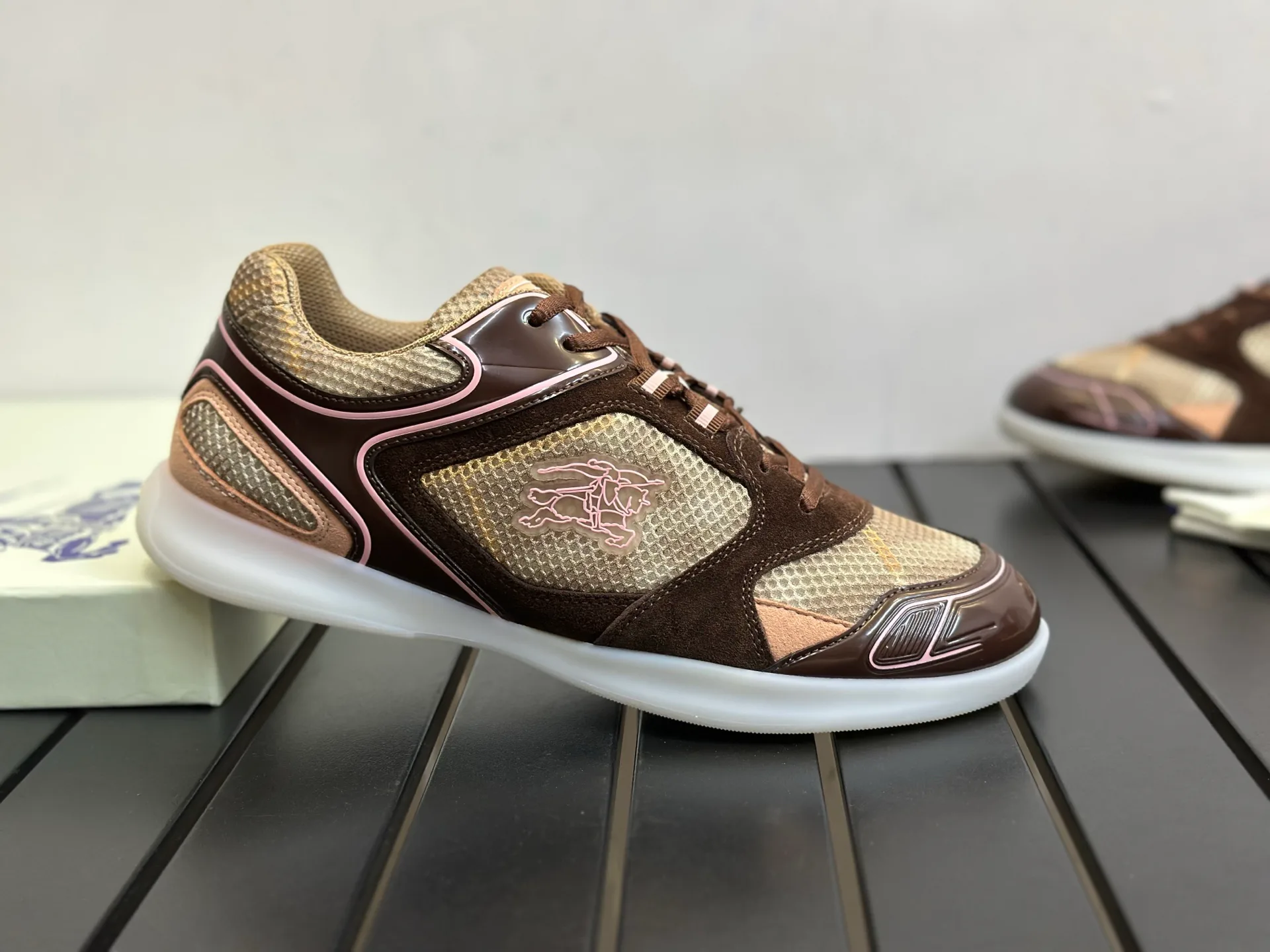 Men's Sneakers BURBERRY 17420352