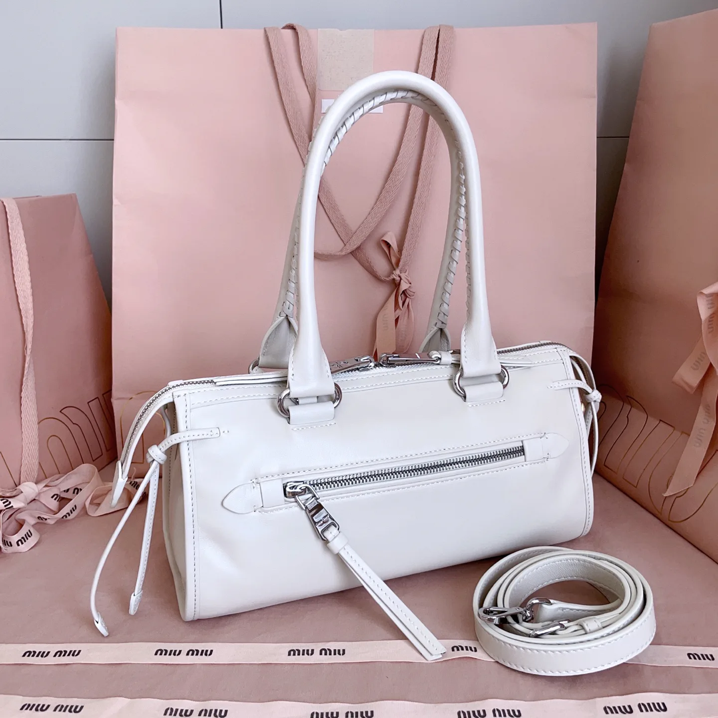 Women's Classic Handbags MIU MIU 18004749