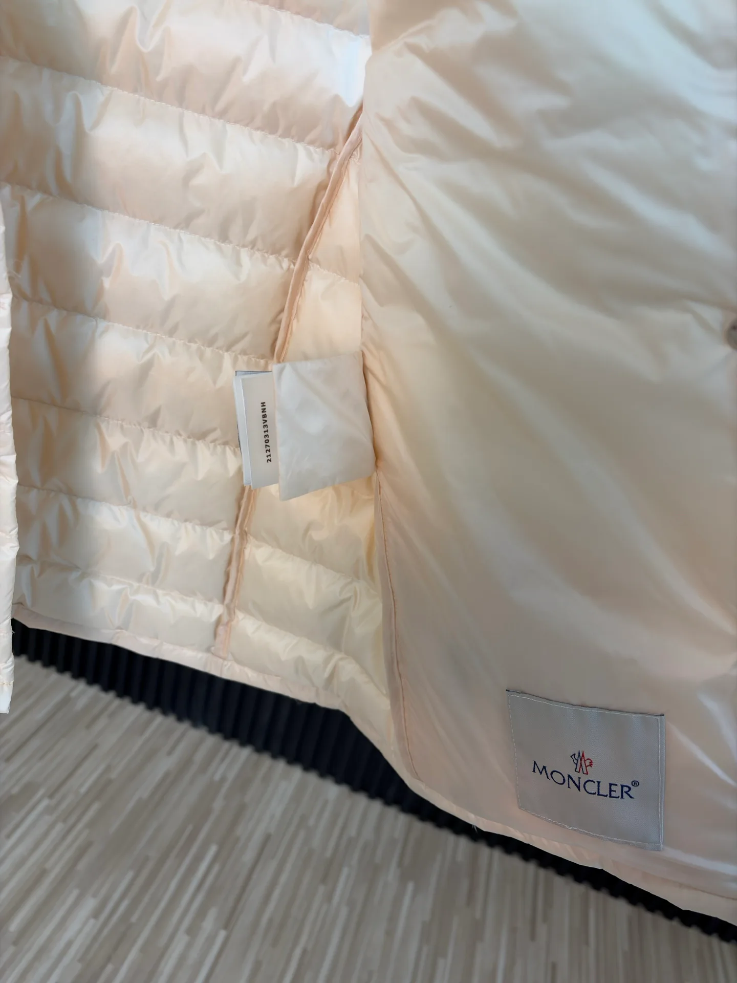 Women's Vests MONCLER 18048233