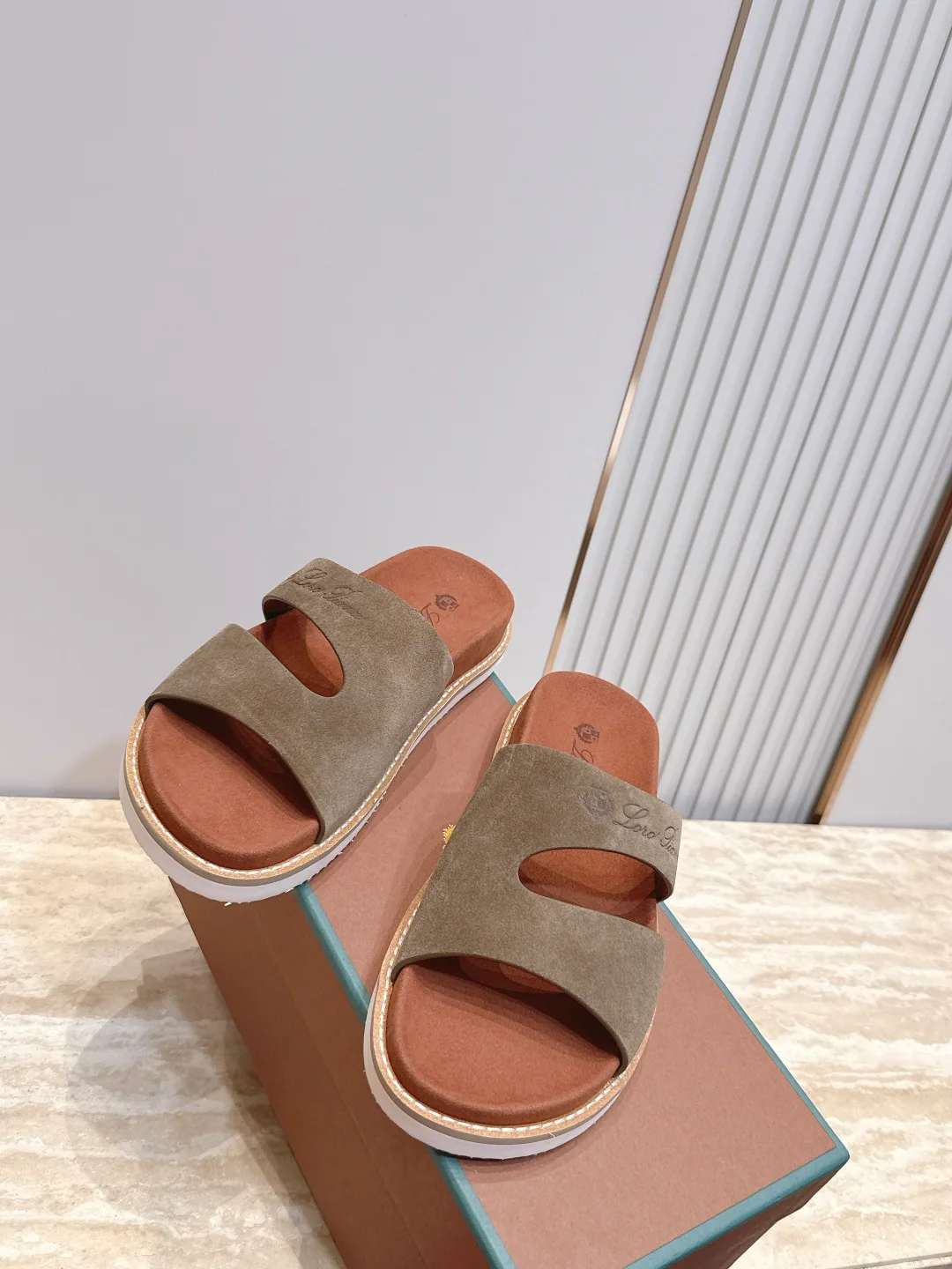 Men's Flip-Flops BRUNELLO CUCINELLI 17366577