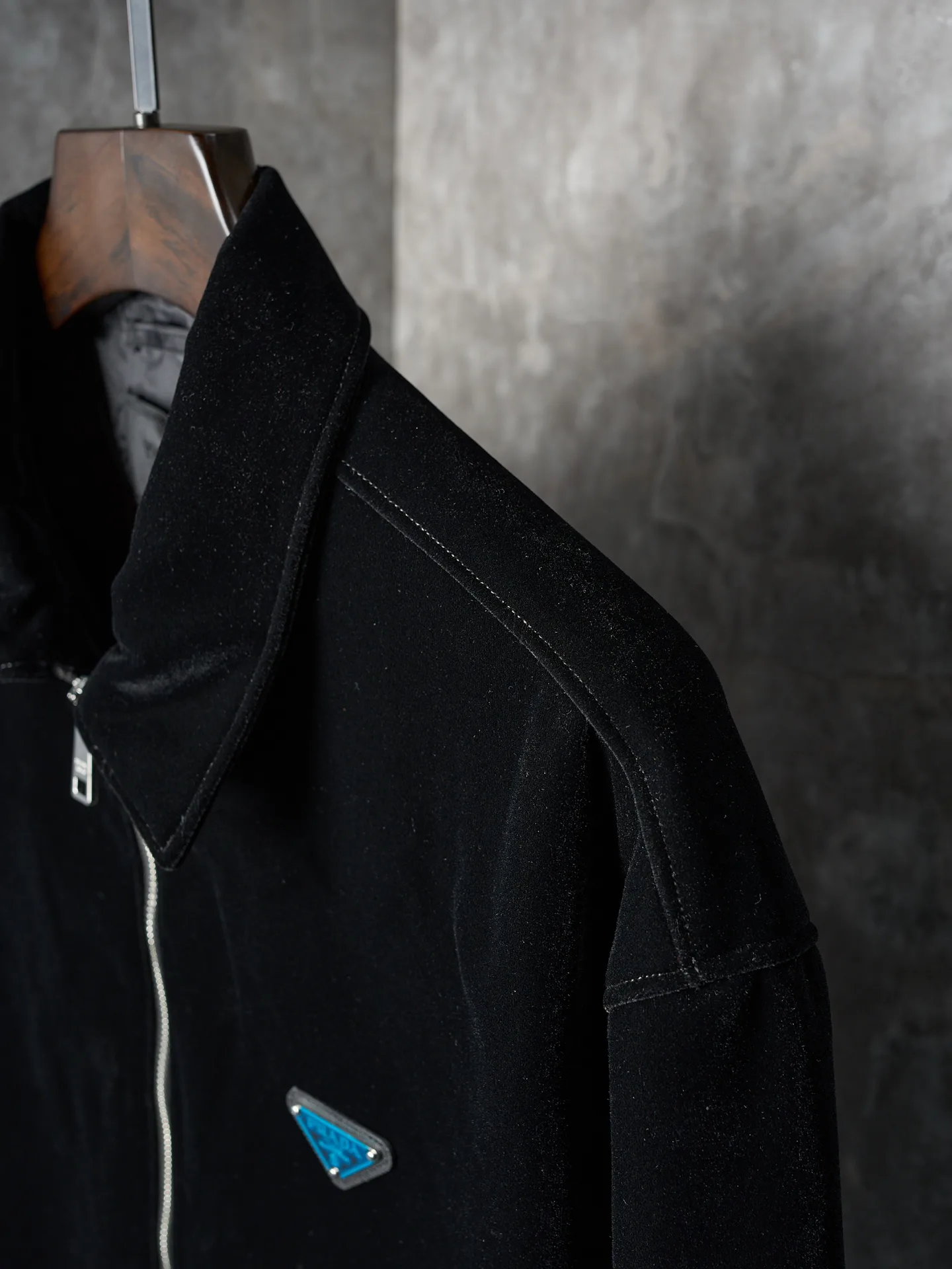 Men's Jackets And Down Jackets PRADA 18179079