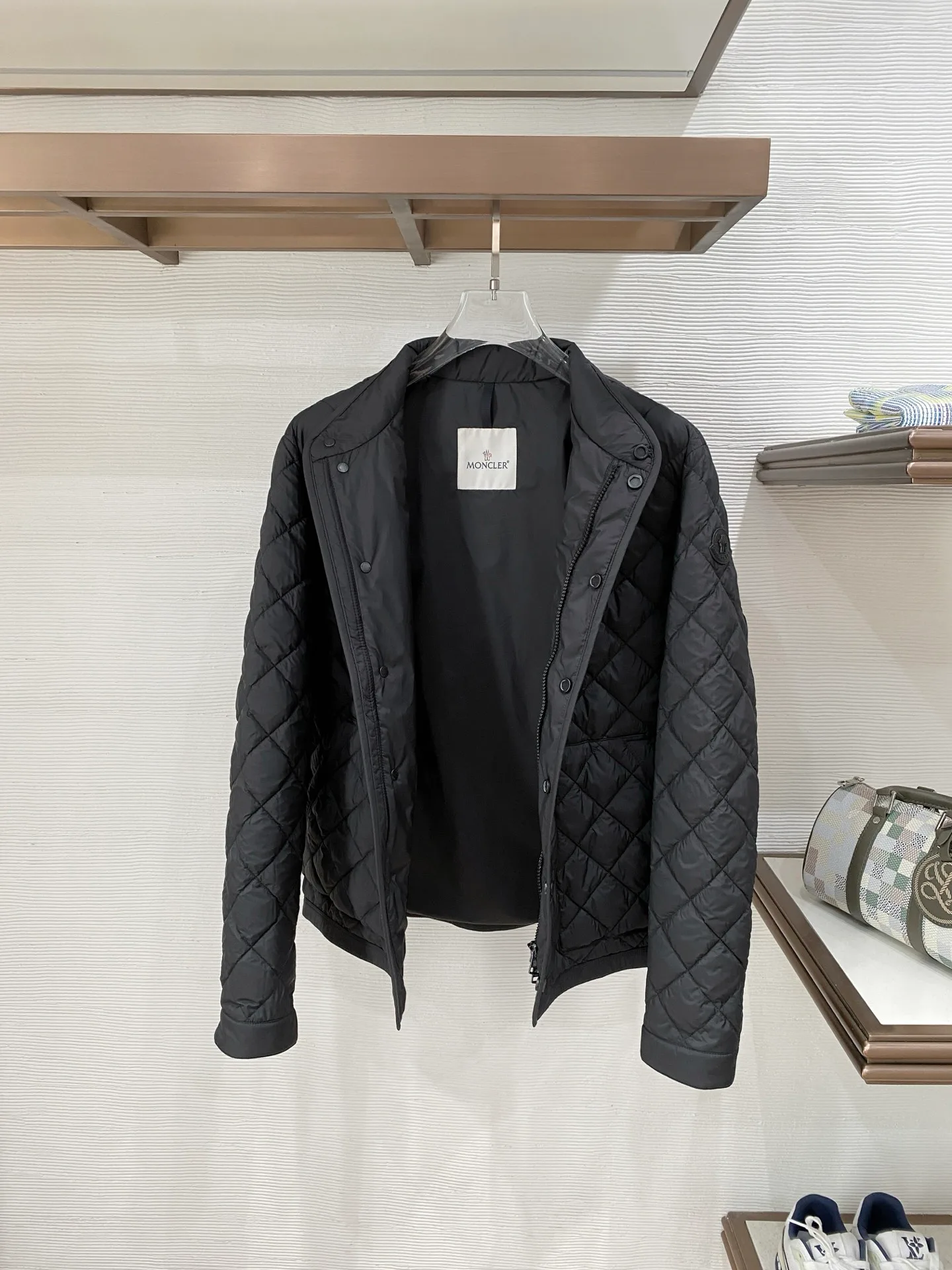 Men's Jackets And Down Jackets MONCLER 17930636