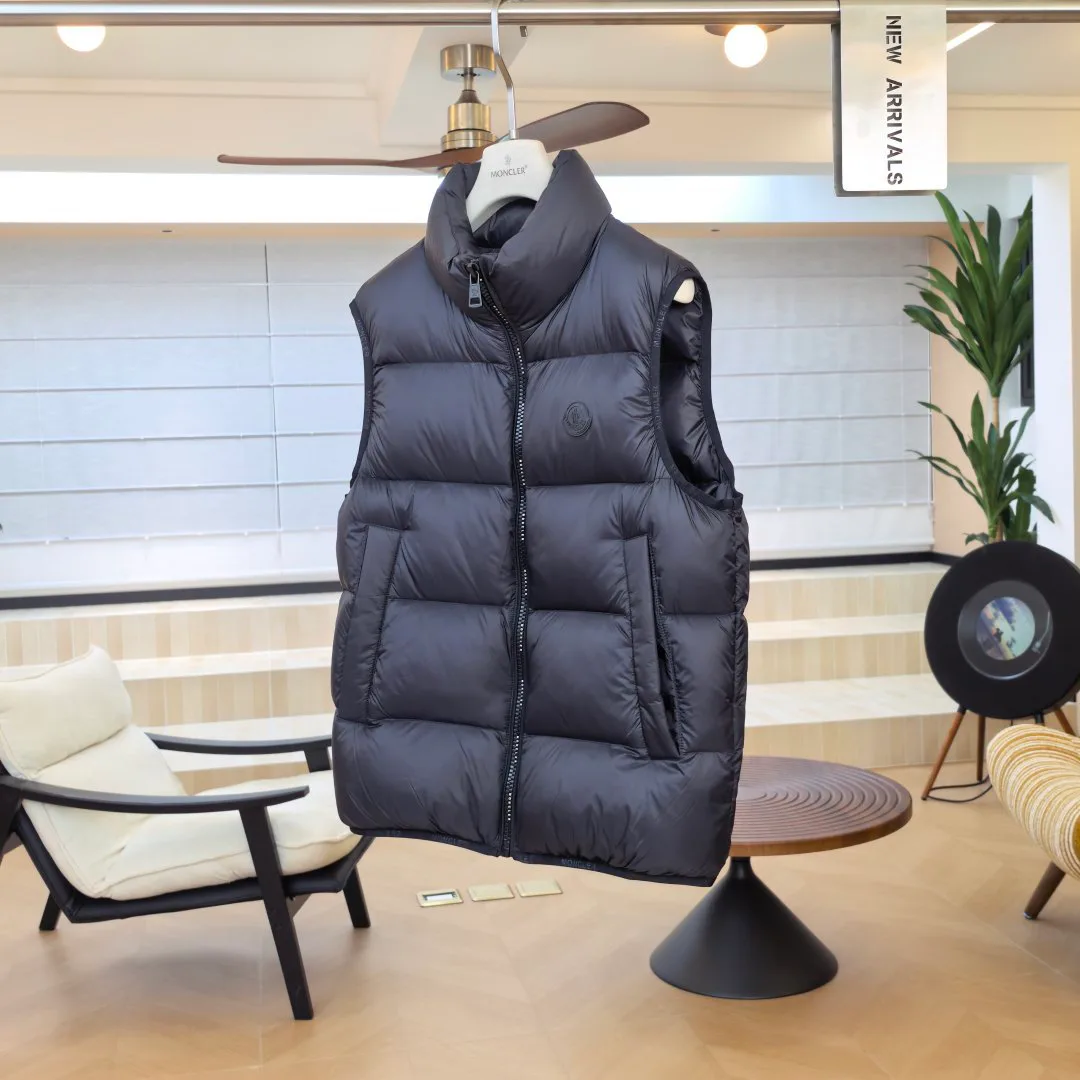 Women's Vests MONCLER 18130365