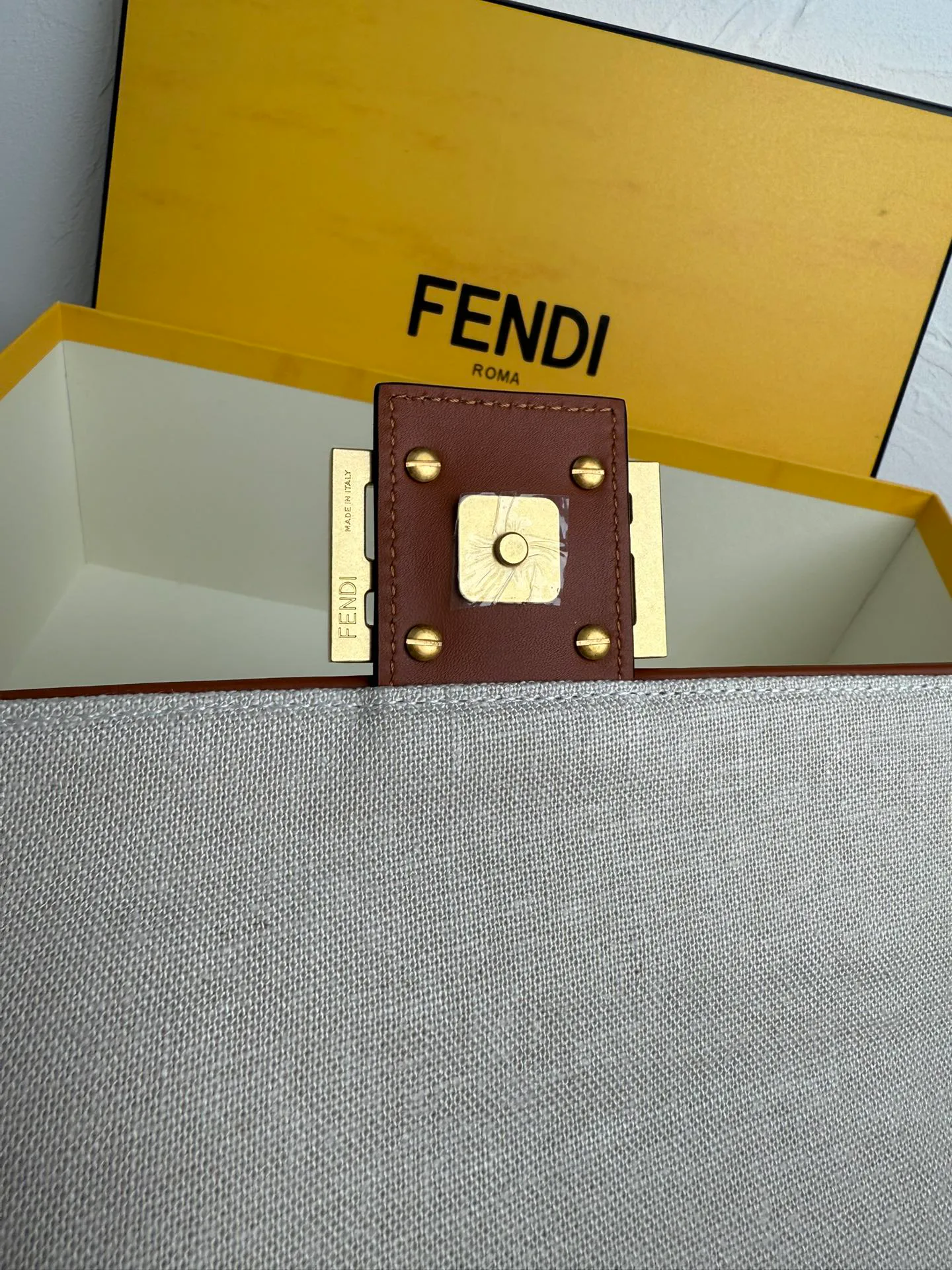 Women's Classic Handbags FENDI 17880636