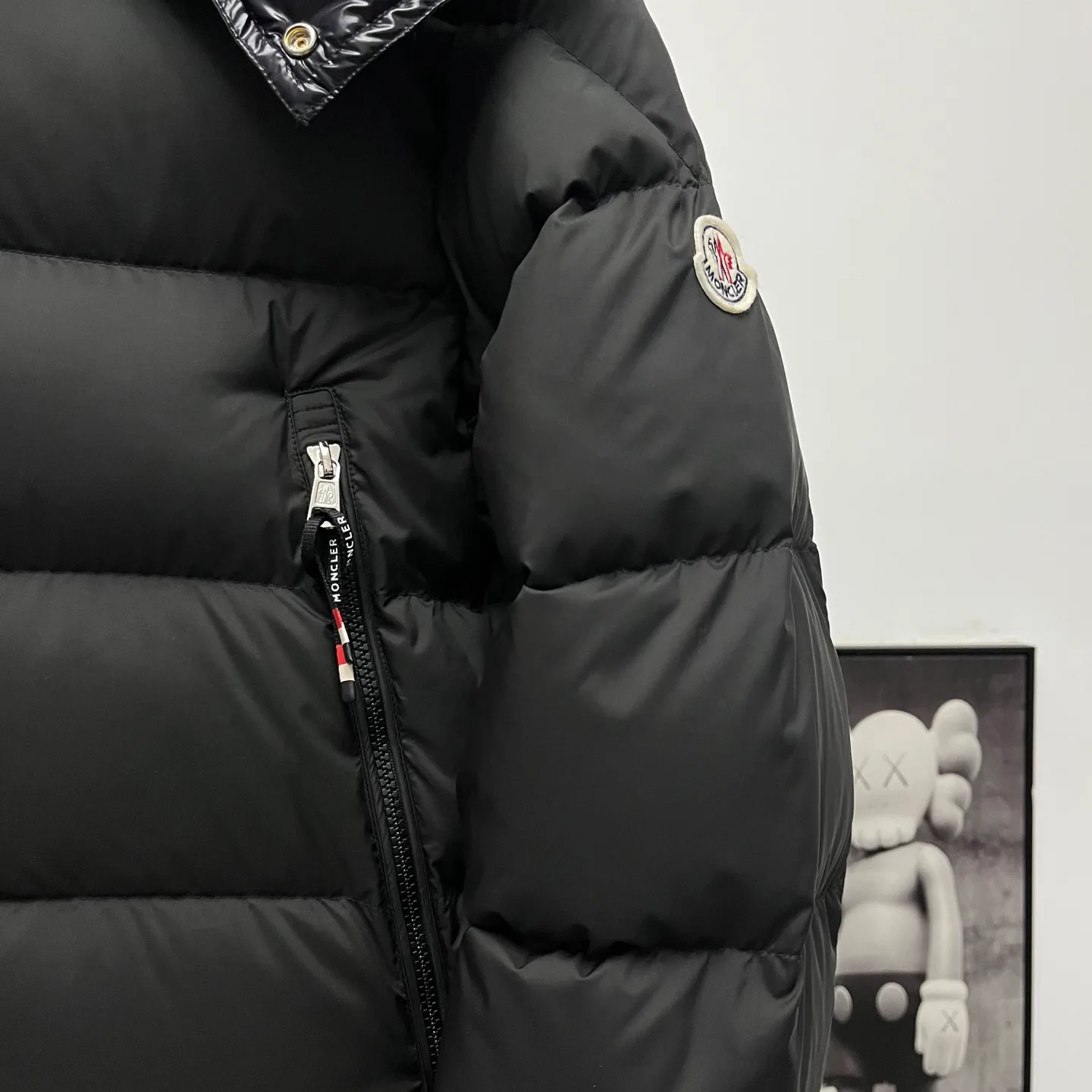 Куртки И Пуховики Женские Moncler 18615243