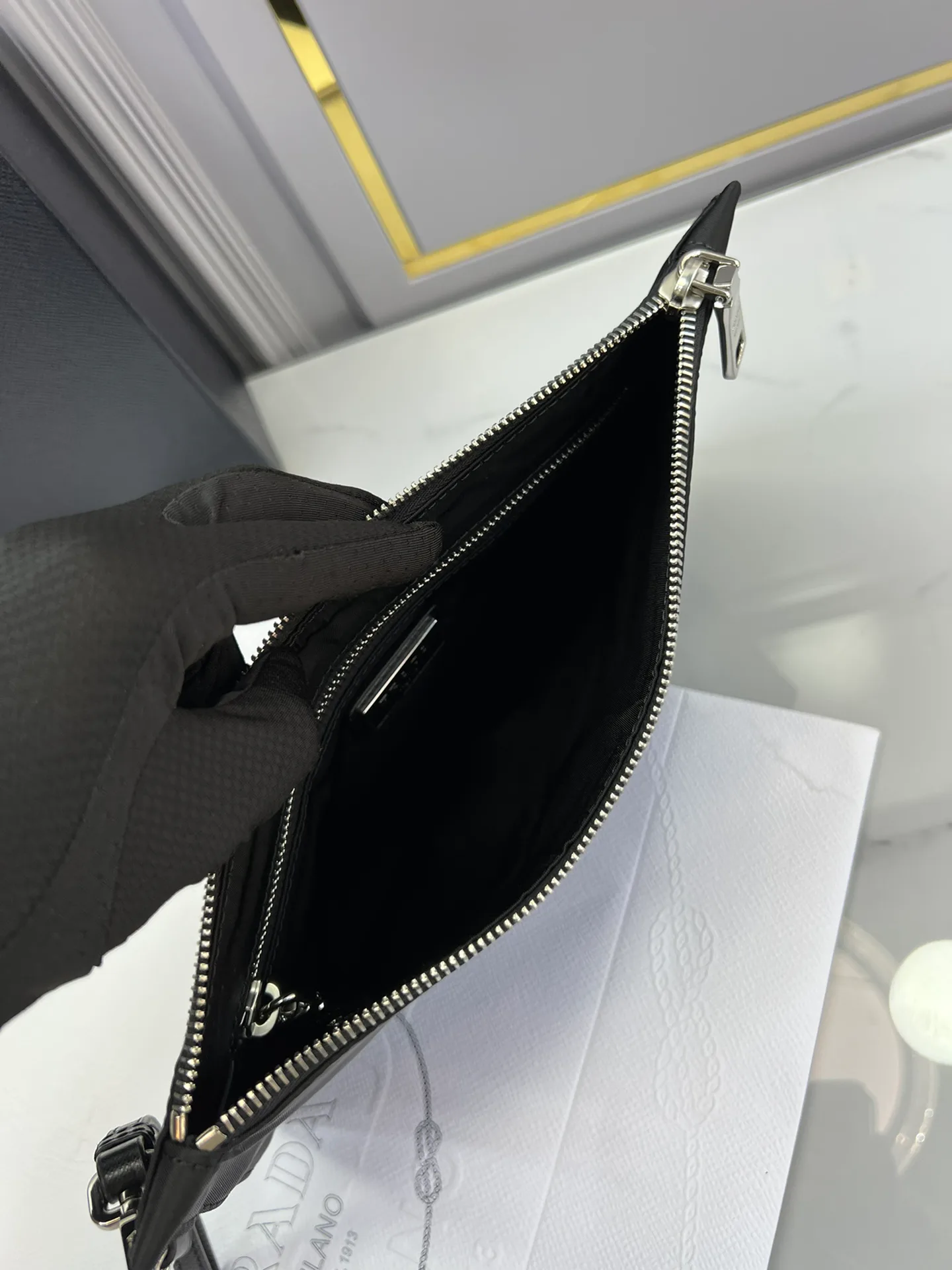 Women's Clutches PRADA 17999857