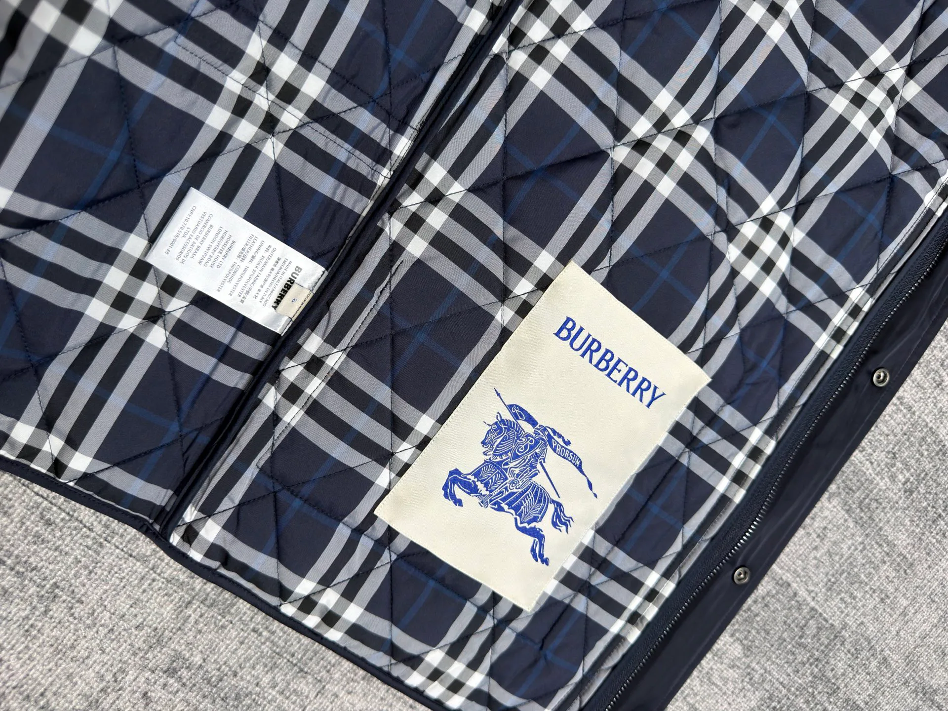 Men's Vests BURBERRY 18216866