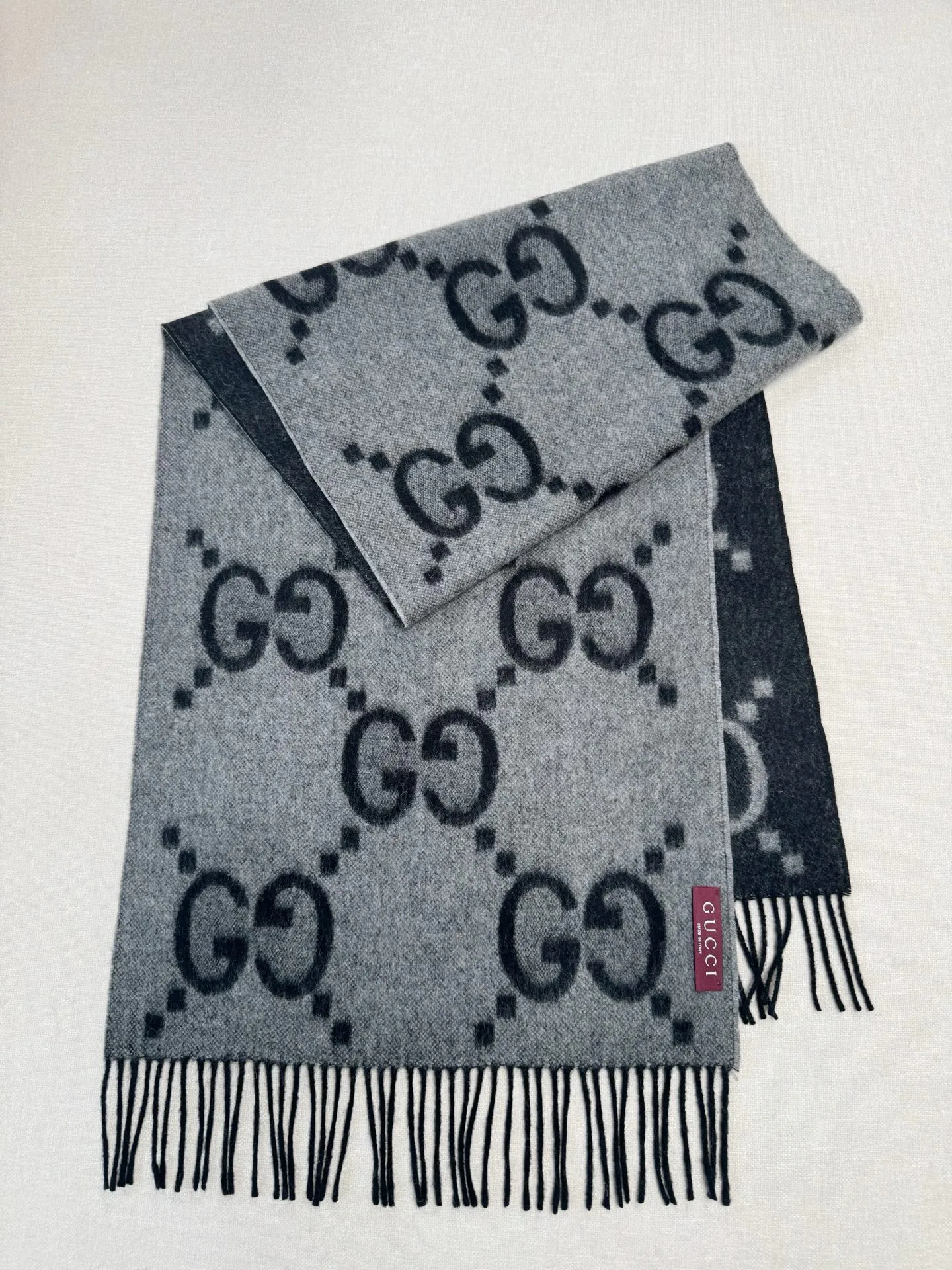 Scarves GUCCI 17945388