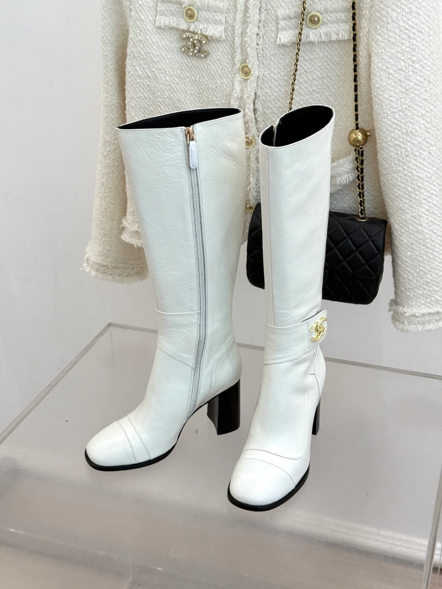 Women's Boots CHANEL 18154337