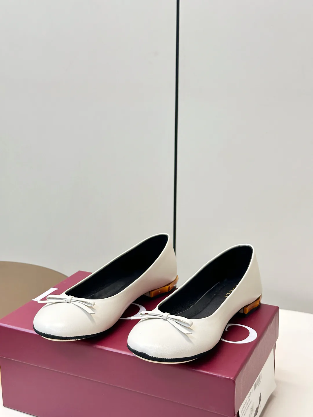 Women's Ballet Flats GUCCI 18079731