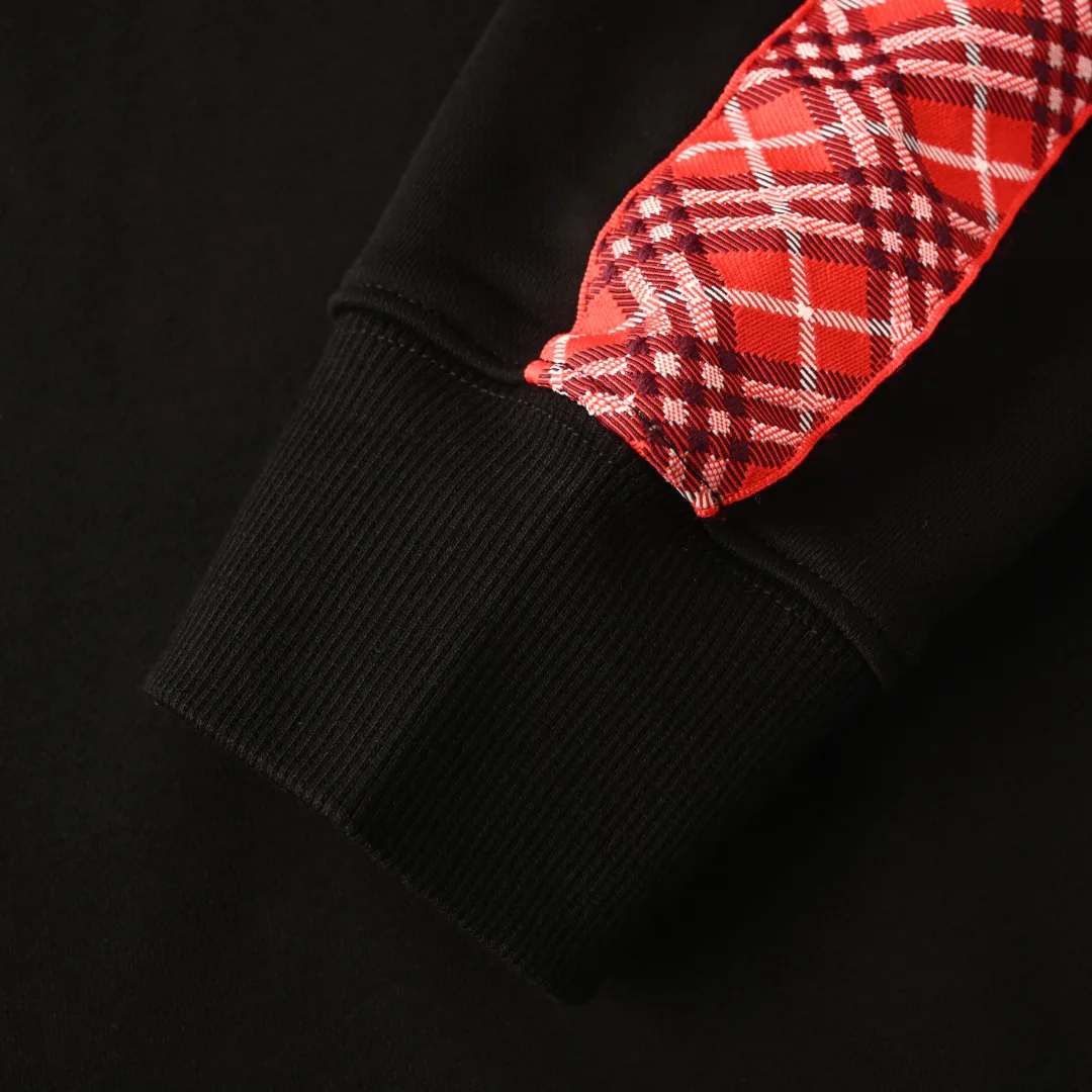 Men's Sweatshirts And Hoodies BURBERRY 18179008