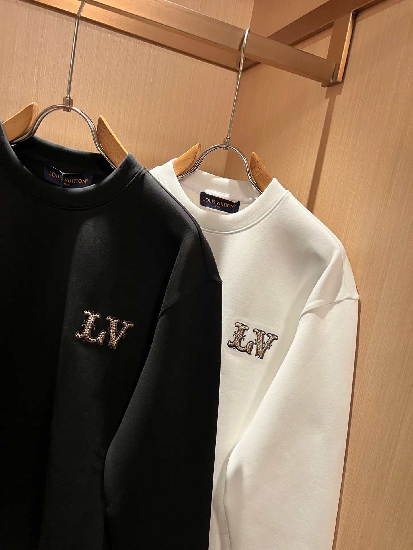 Men's Sweatshirts And Hoodies LOUIS VUITTON 18519612