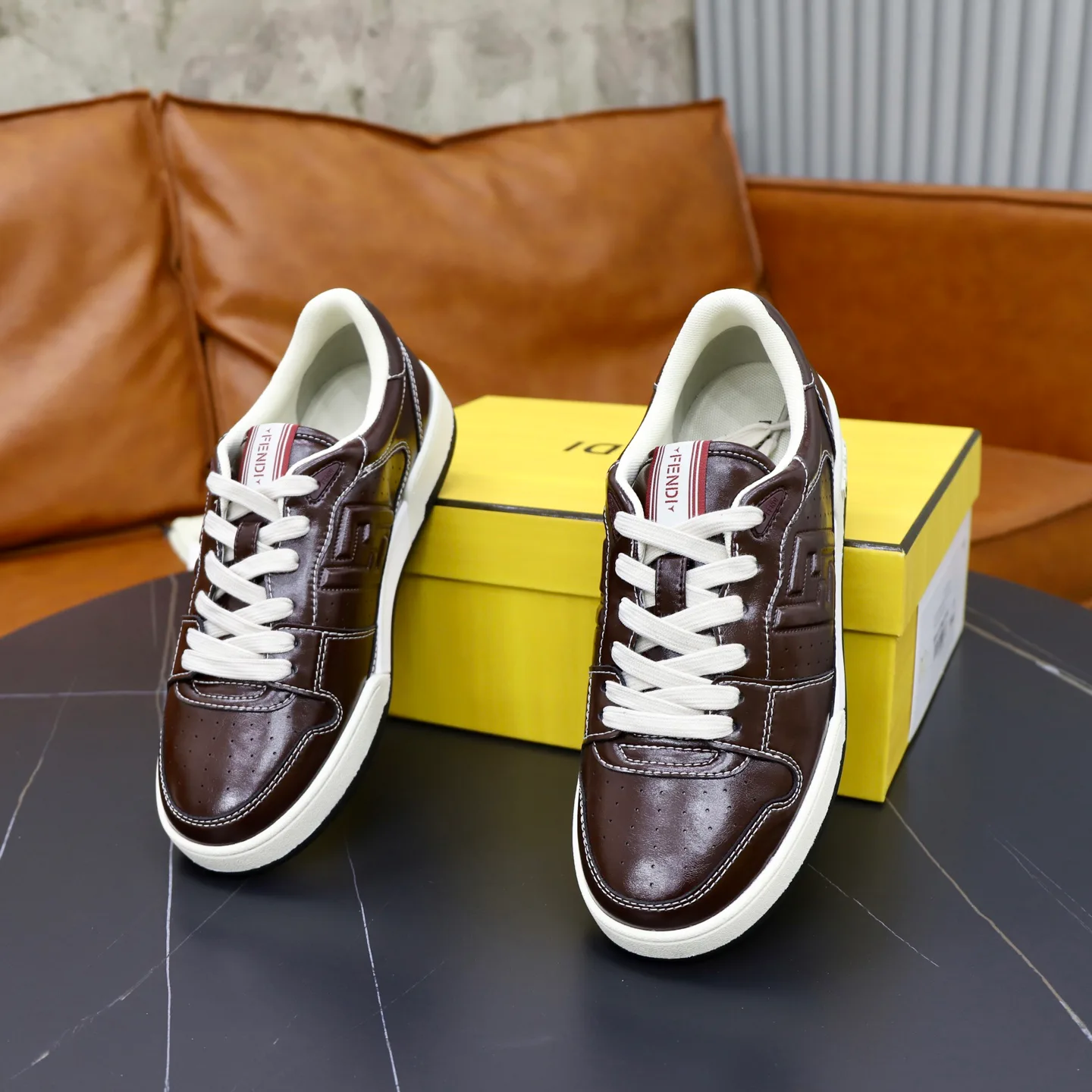 Women's Sneakers FENDI 18516272