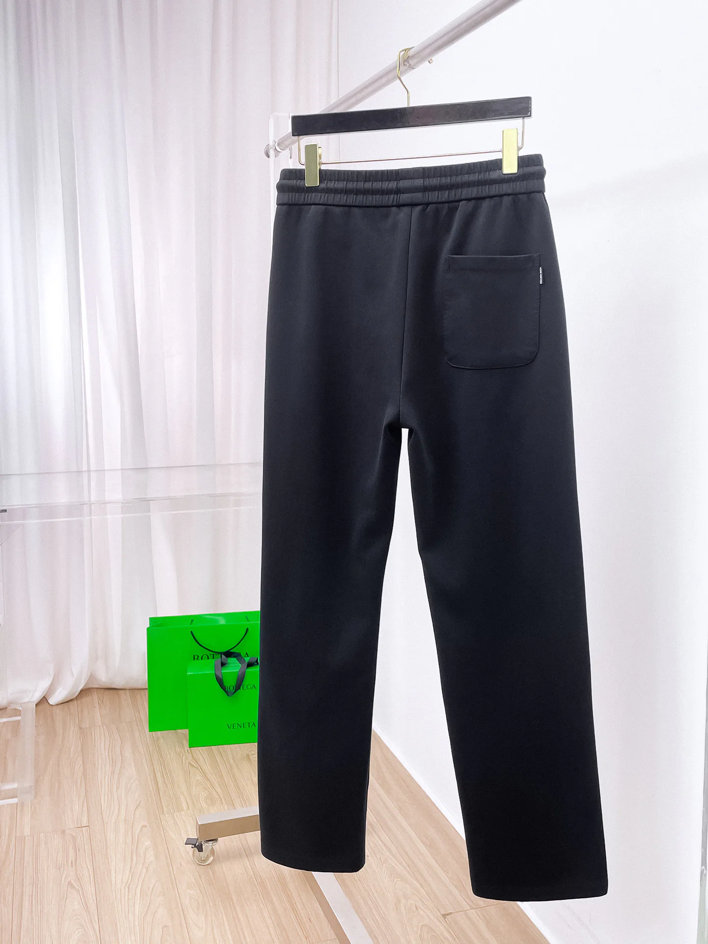 Men's Trousers LOUIS VUITTON 18399424