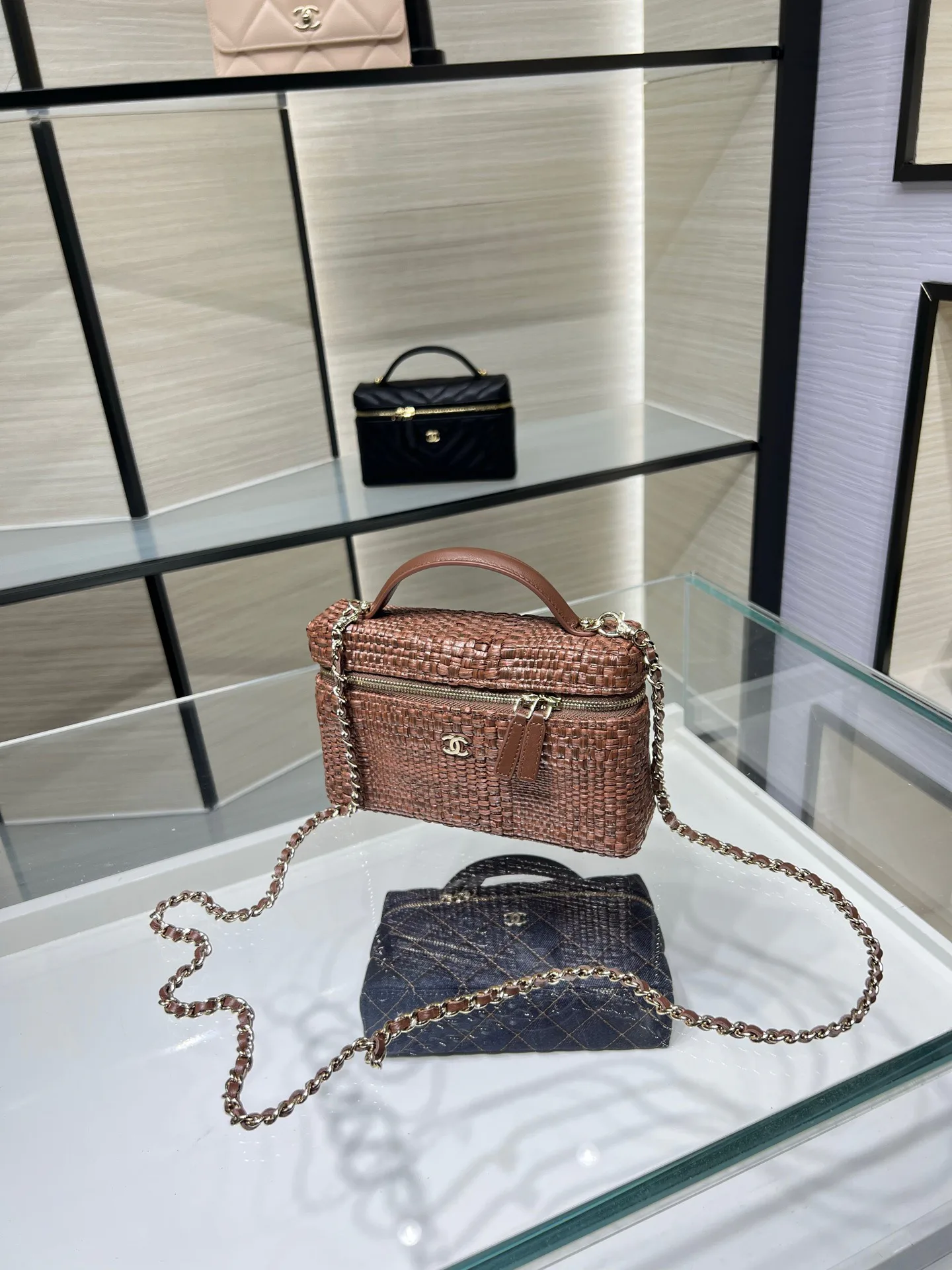 Women's Classic Handbags CHANEL 17827284