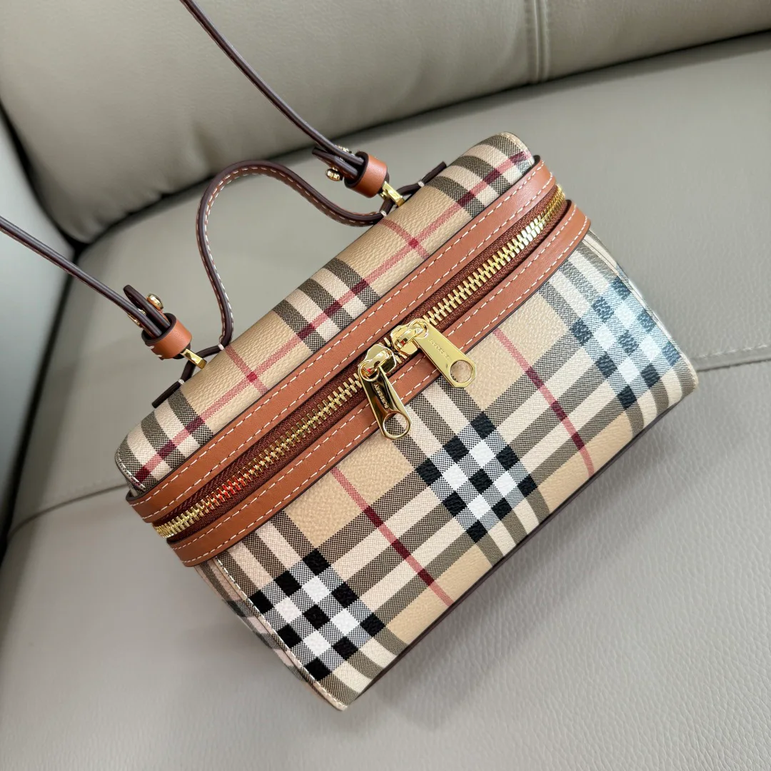 Women's Classic Handbags BURBERRY 18362275