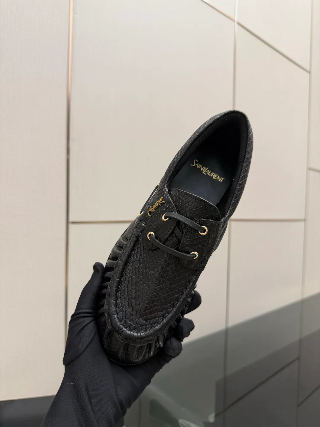 Women's Loafers And Moccasins SAINT LAURENT 17816915