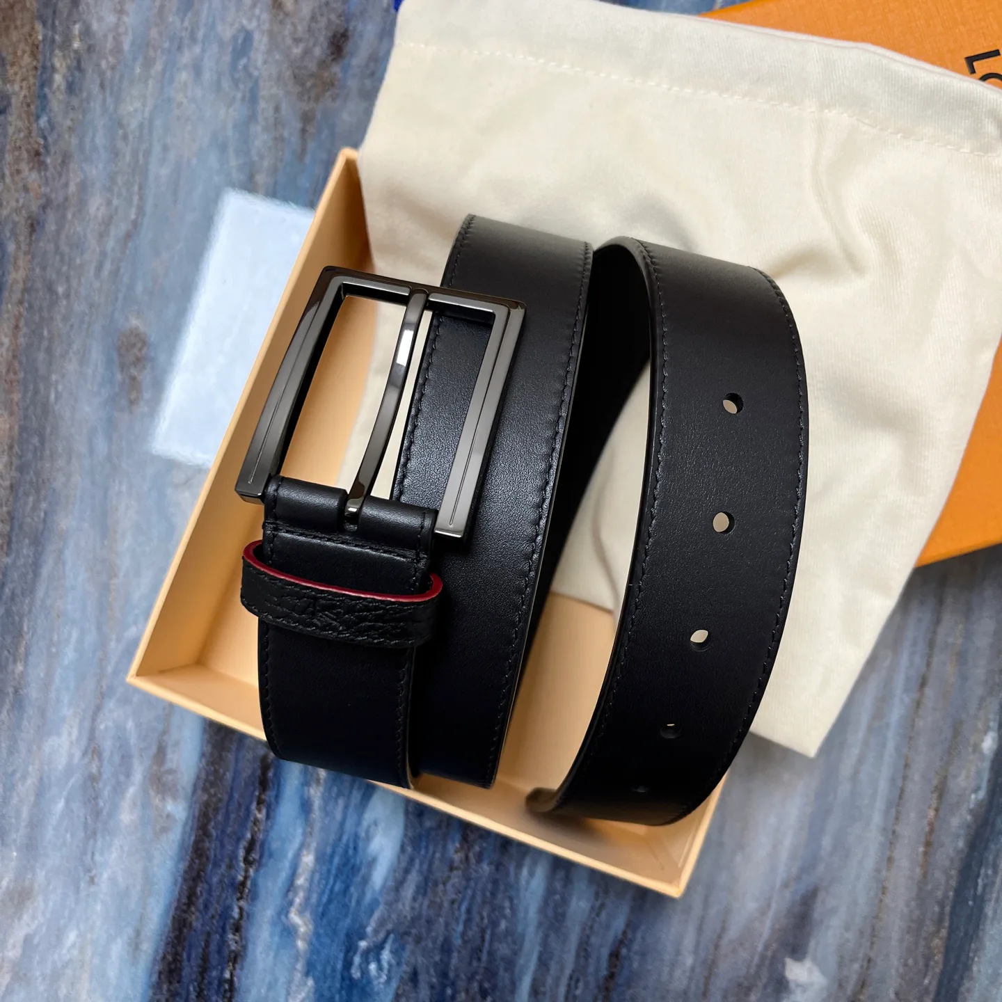 Belts LOUIS VUITTON 17645251