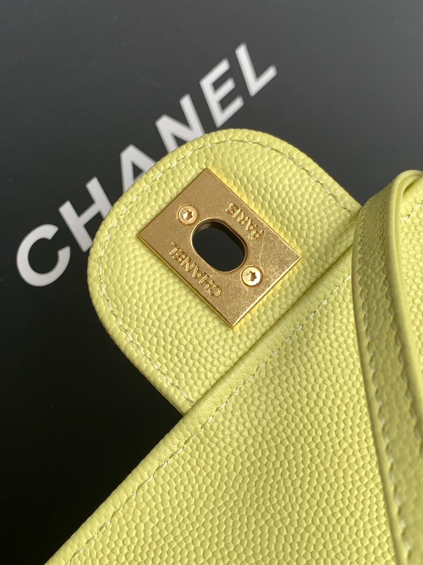 Women's Classic Handbags CHANEL 17844636