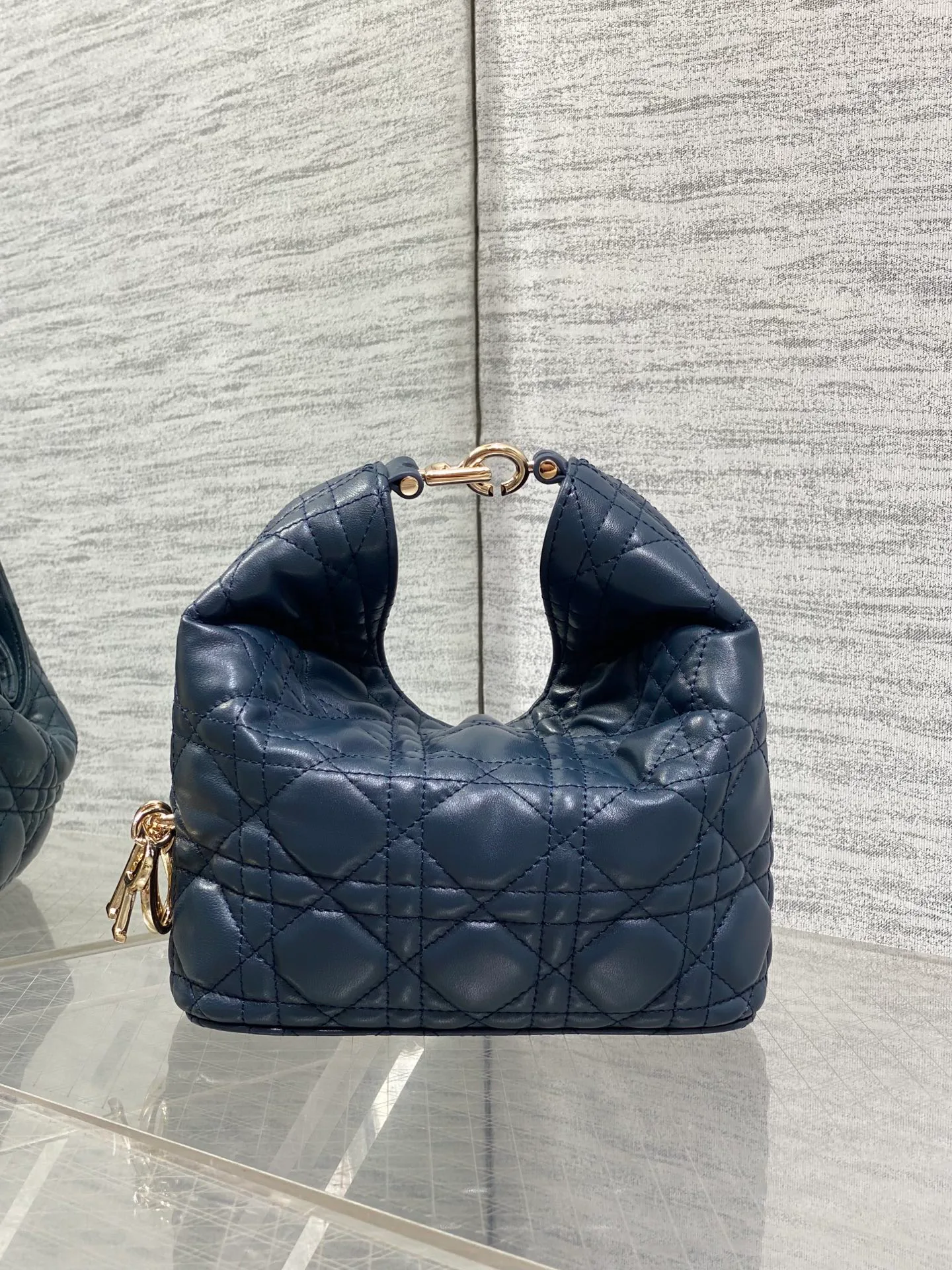 Women's Classic Handbags CHRISTIAN DIOR 18242117