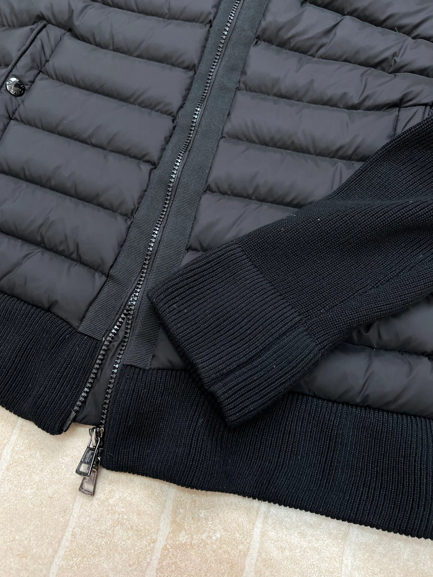 Men's Jackets And Down Jackets MONCLER 18171048