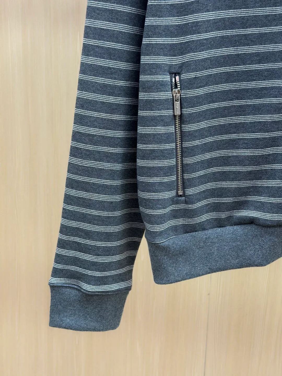 Куртки И Пуховики Мужские Miu Miu 18599288