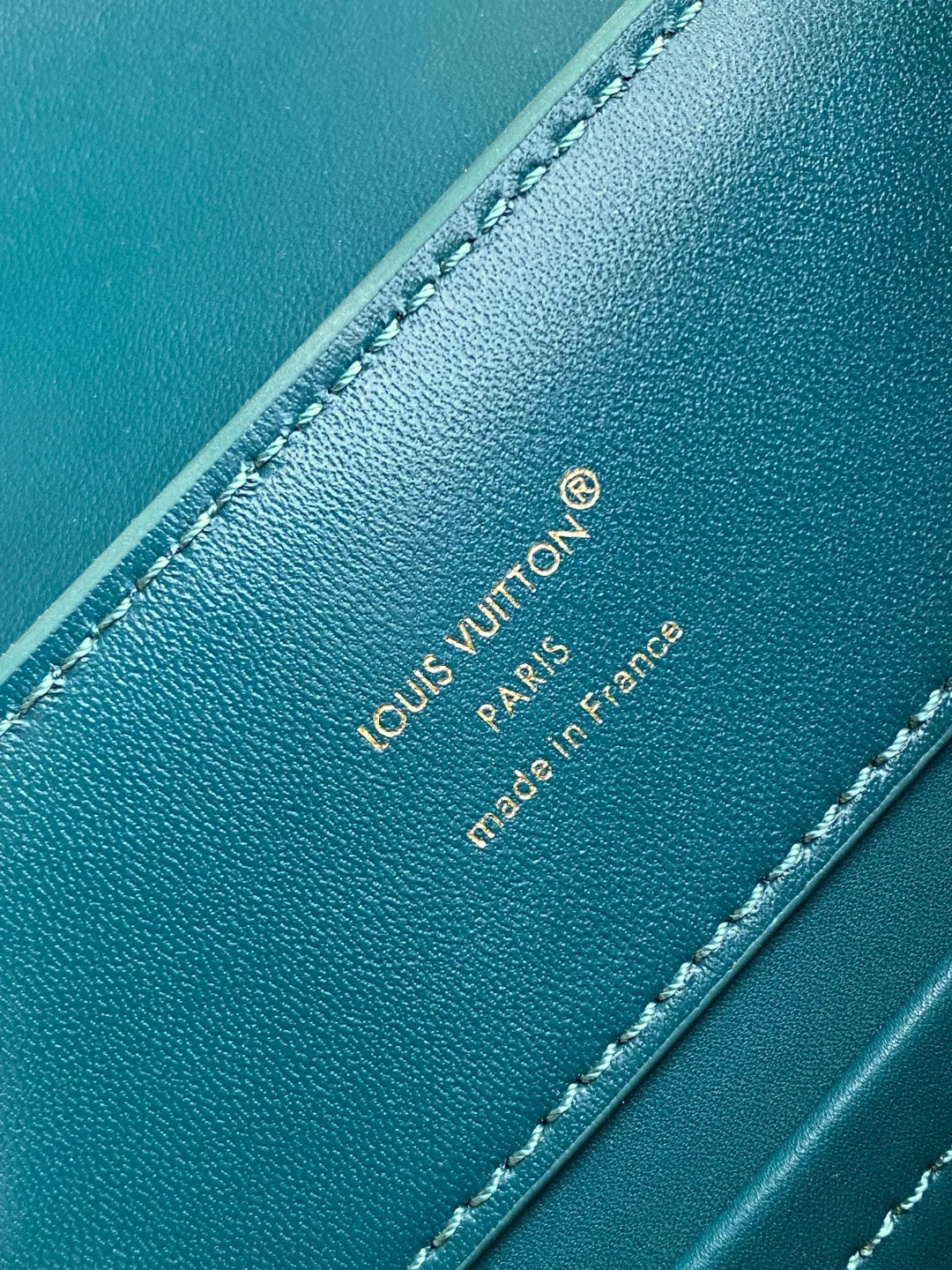 Women's Classic Handbags LOUIS VUITTON 18019348