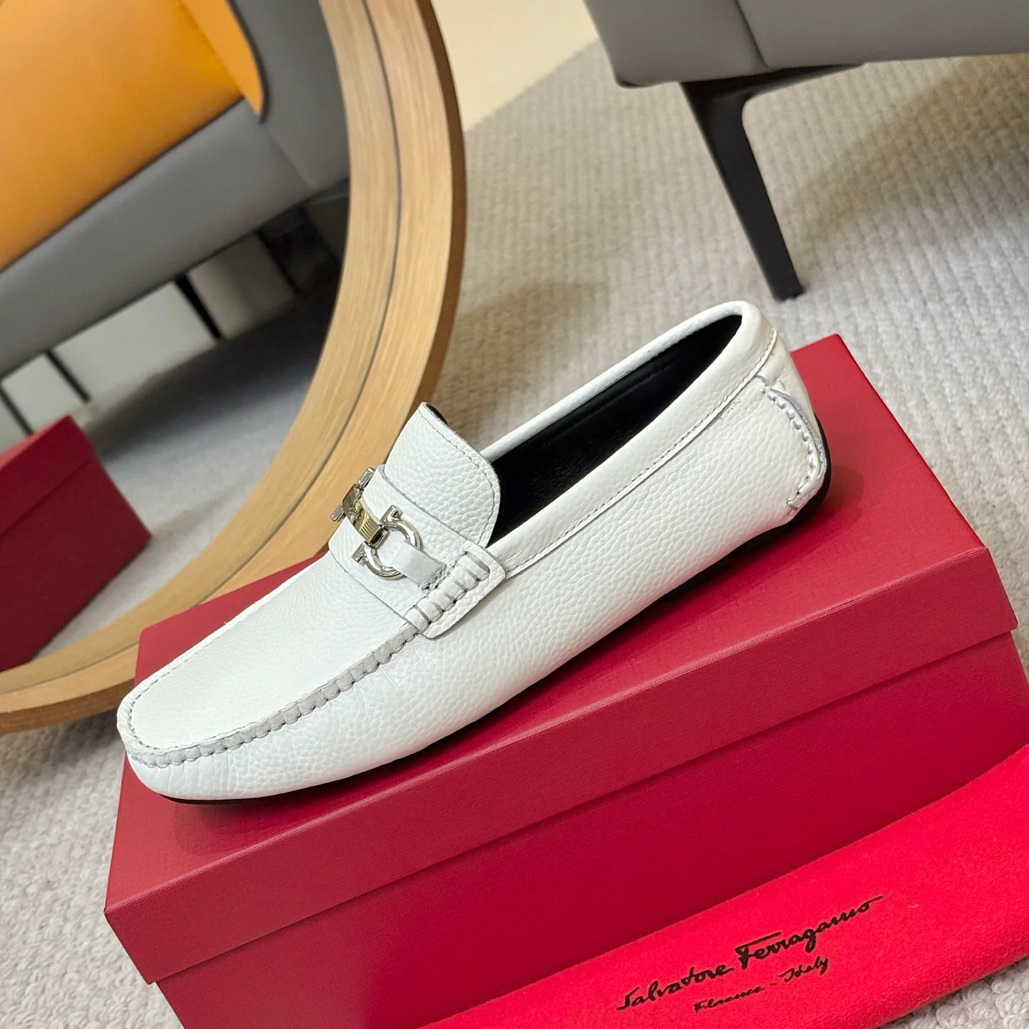 Men's Loafers And Dress Shoes SALVATORE FERRAGAMO 17119413