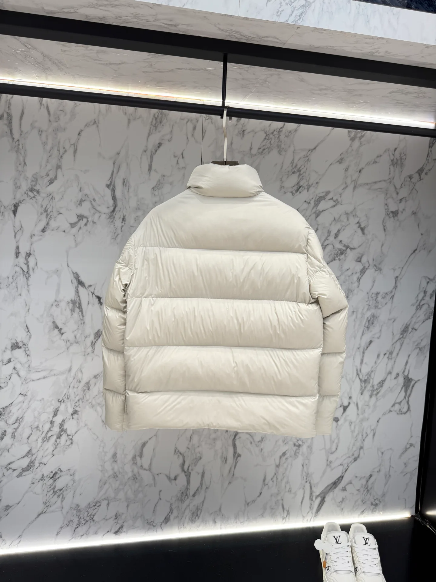 Men's Jackets And Down Jackets MONCLER 18279249