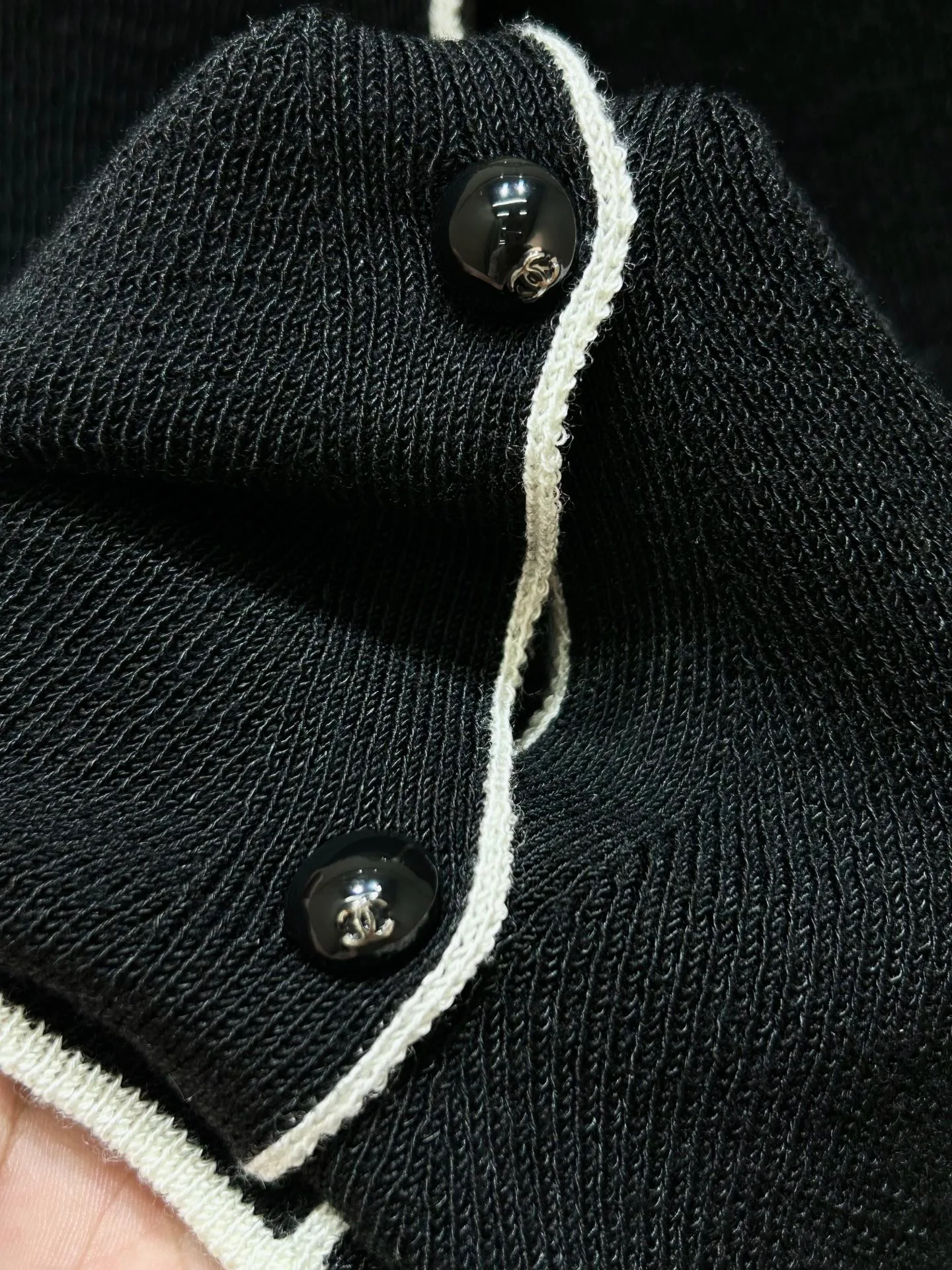 Women's Jumpers And Sweaters CHANEL 18410696