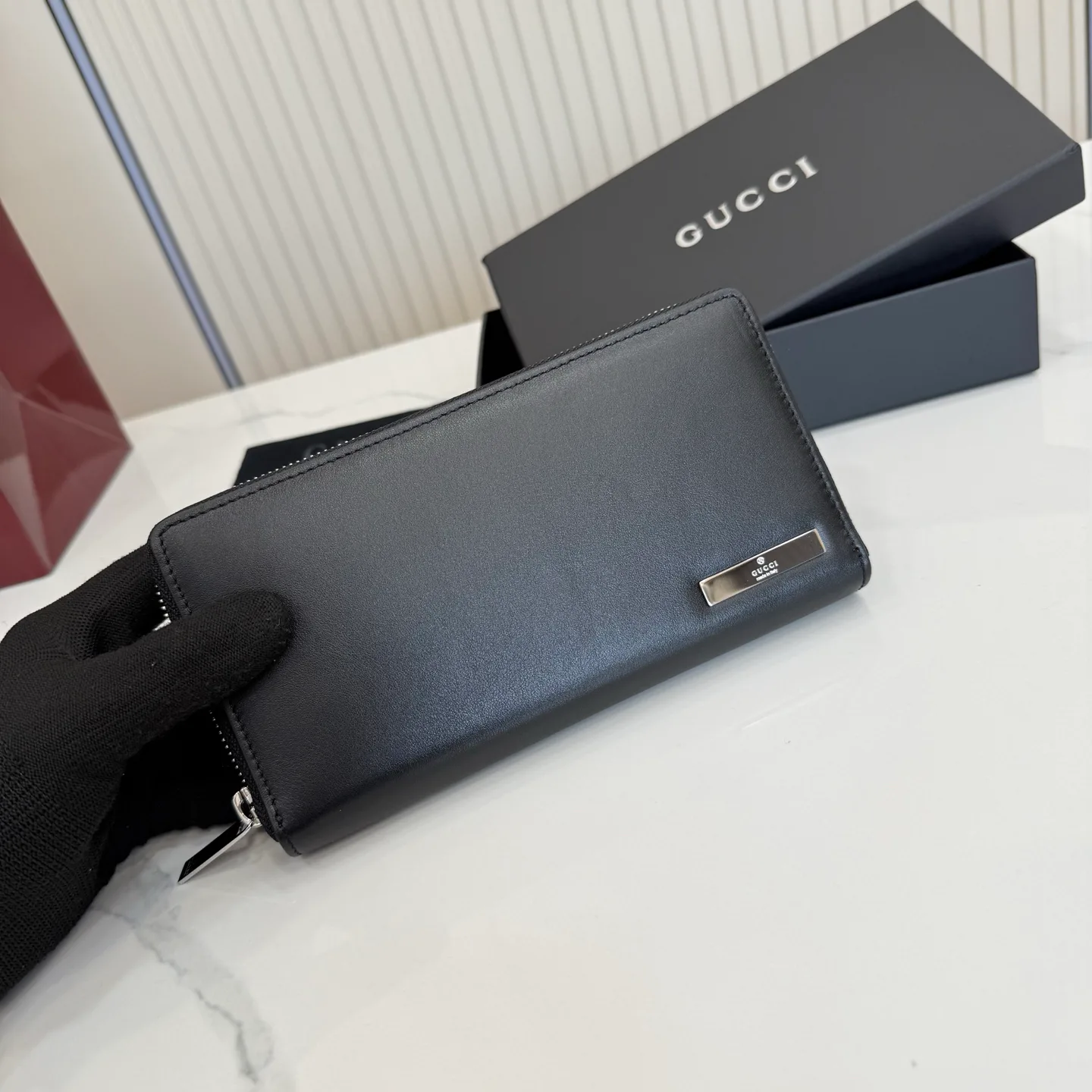 Women's Clutches GUCCI 17948263