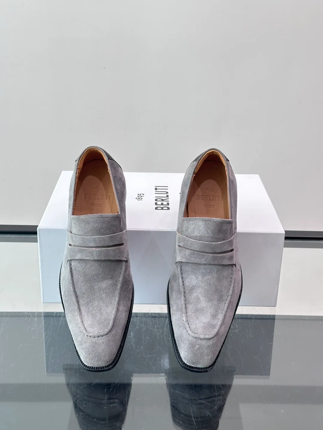 Men's Loafers And Dress Shoes BERLUTI 18079484