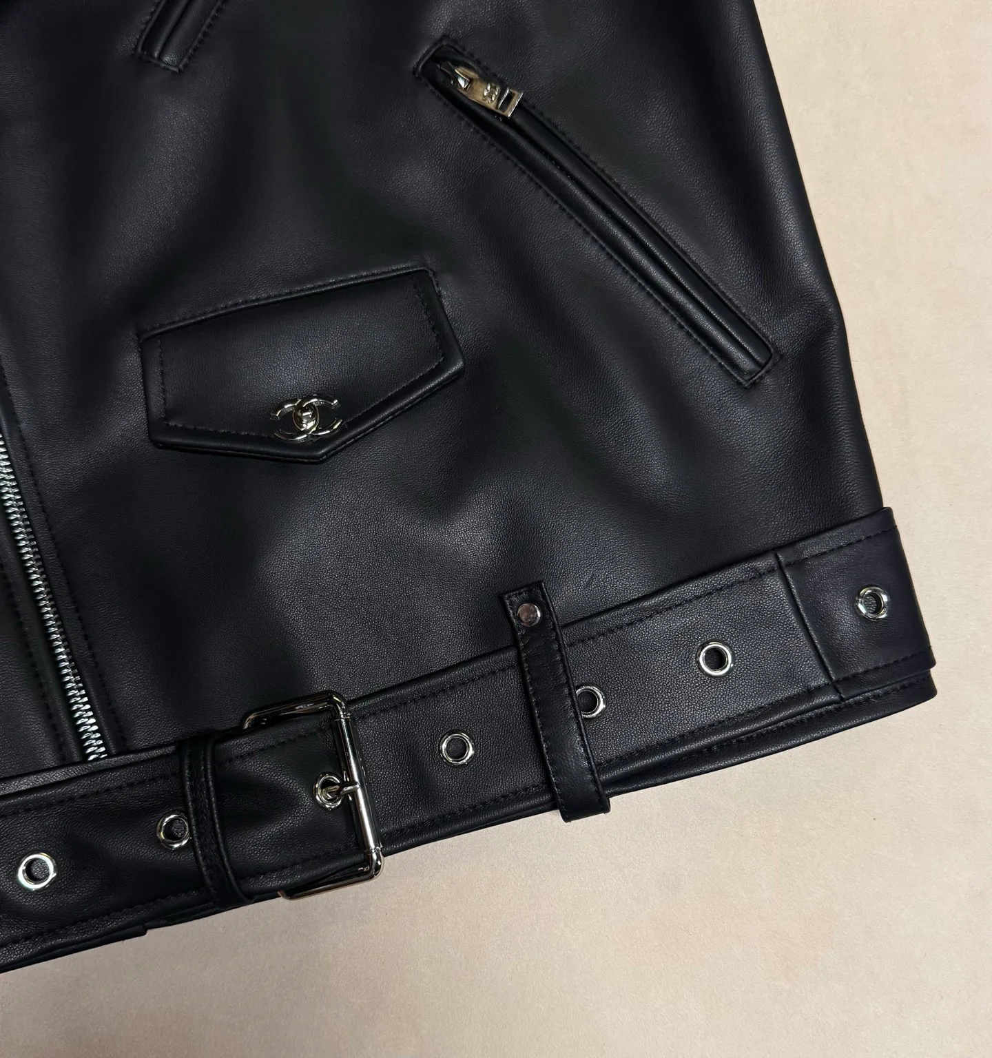 Women's Leather Jackets And Sheepskin Coats CHANEL 18358903