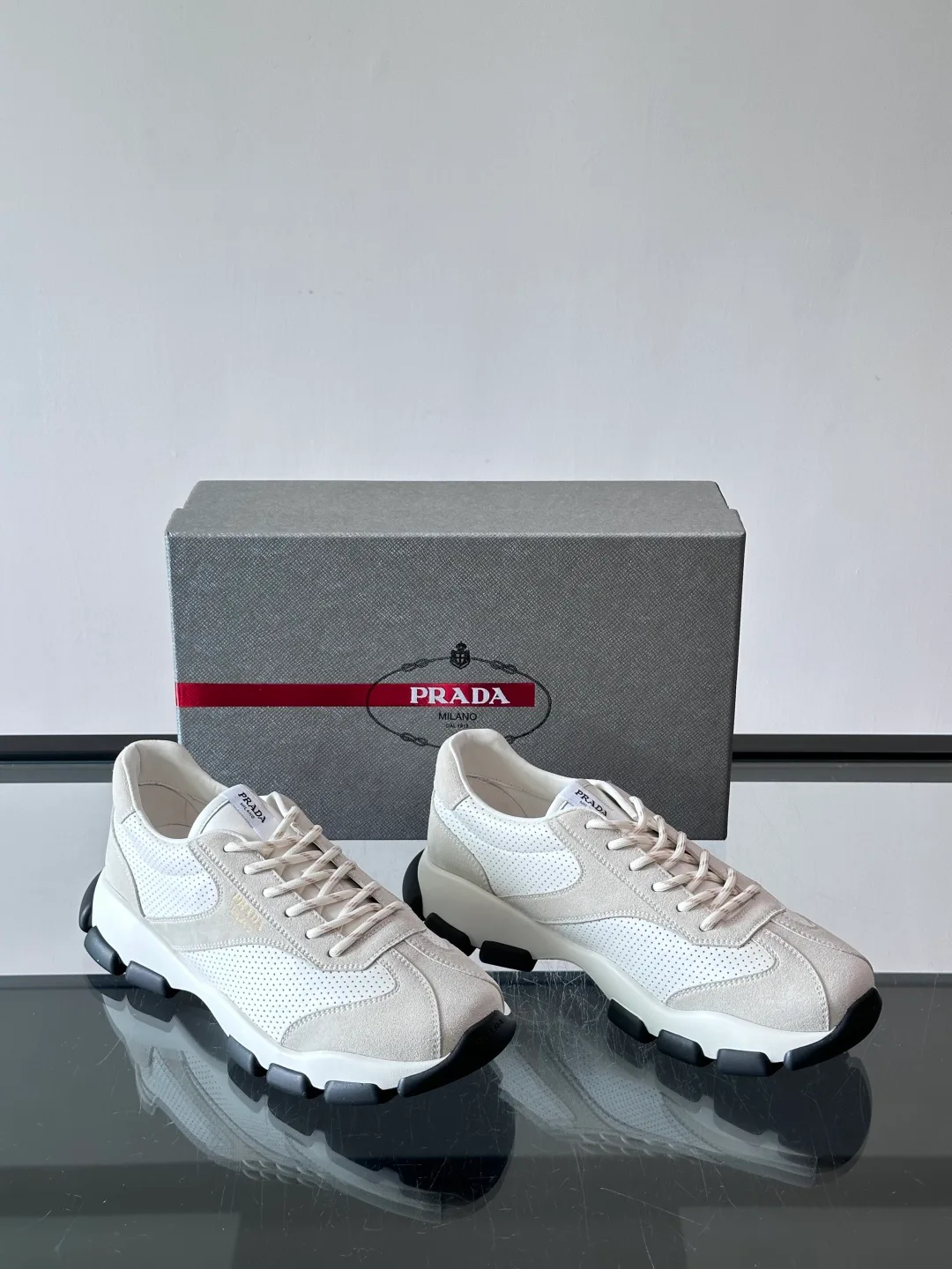Men's Sneakers PRADA 17384650
