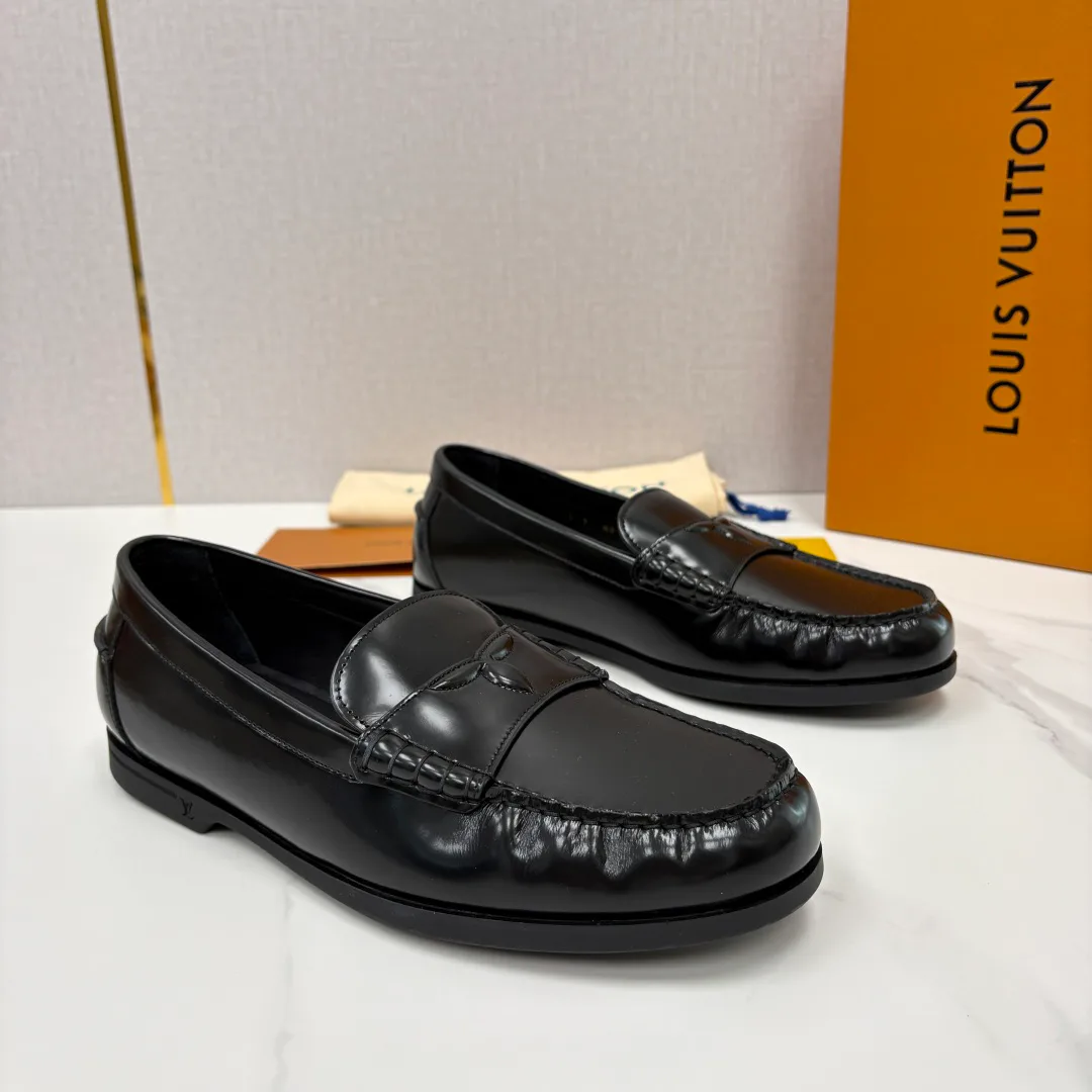 Men's Loafers And Dress Shoes LOUIS VUITTON 17715950