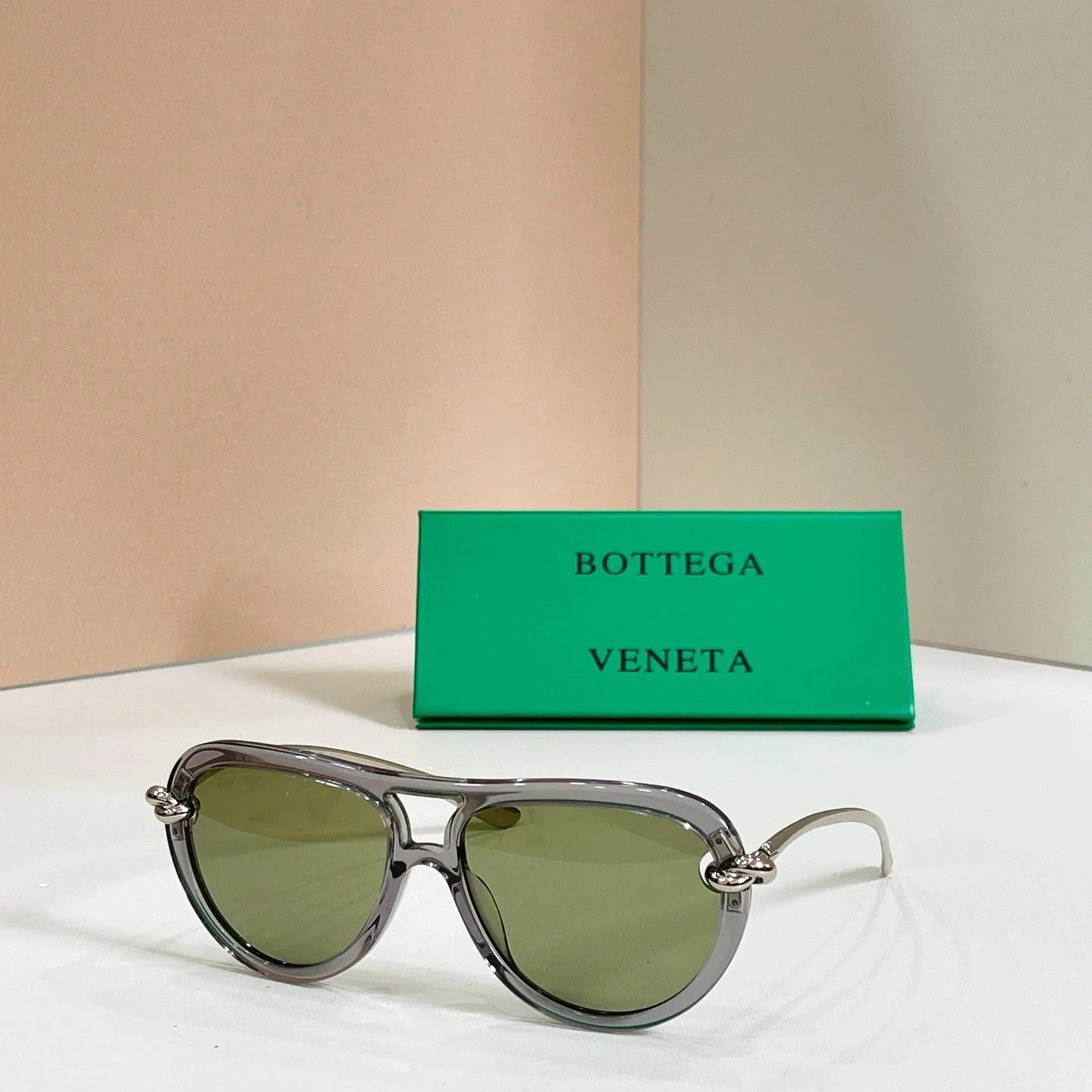 Glasses BOTTEGA VENETA 17949259