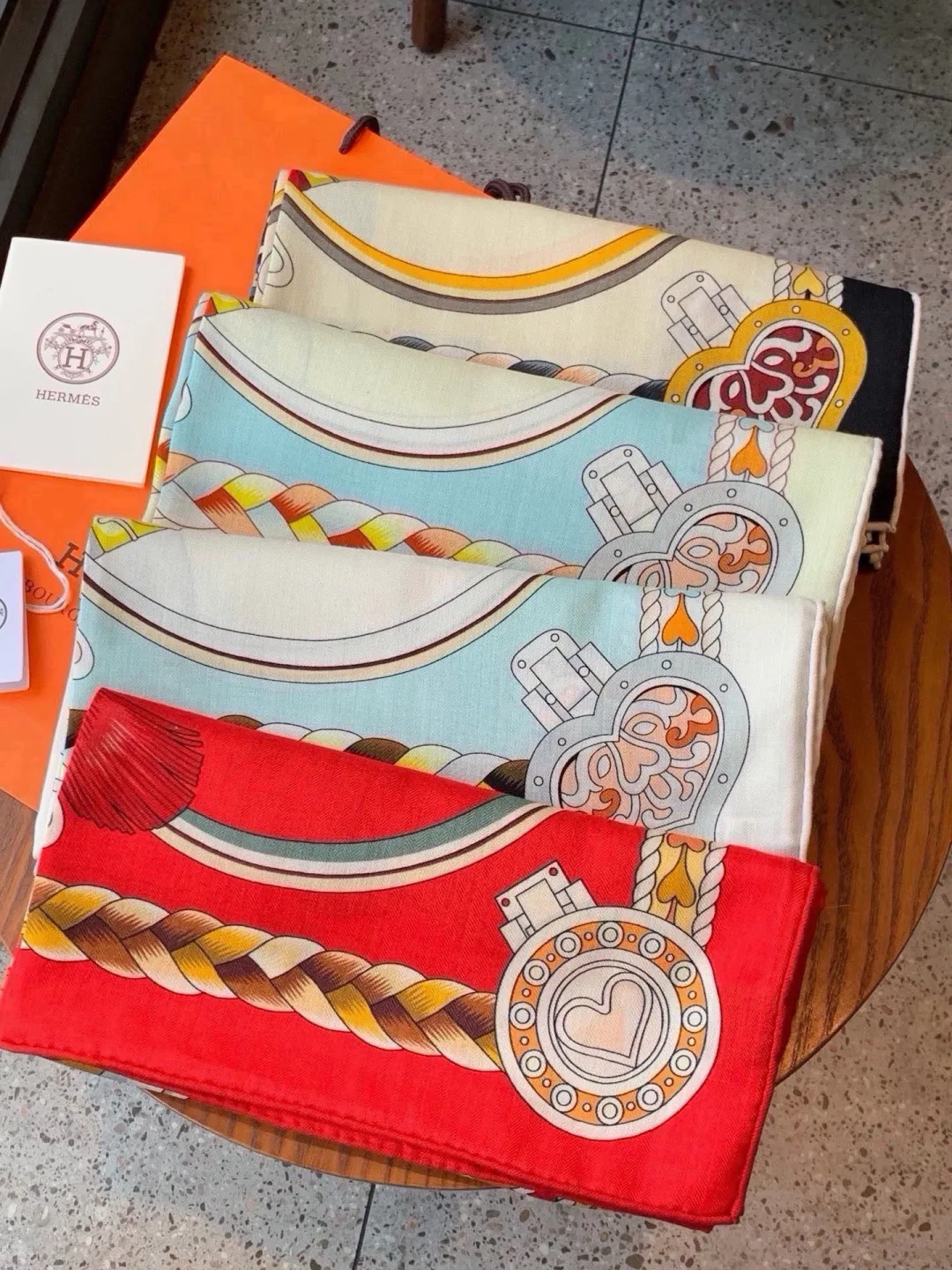 Silk Scarves HERMES 18222554