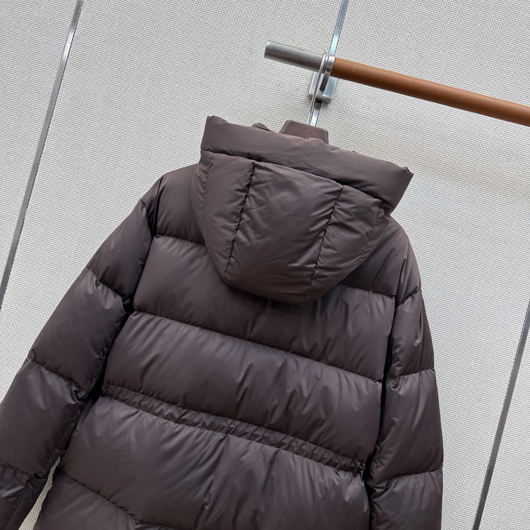 Women's Jackets And Down Jackets PRADA 18094547