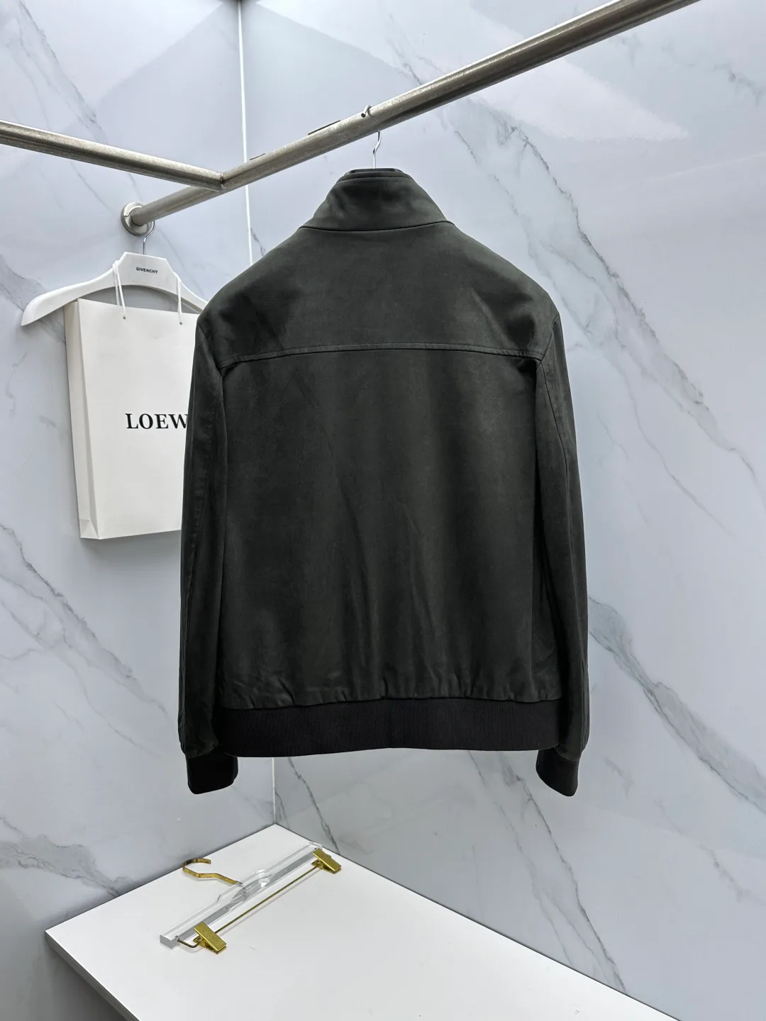Куртки И Пуховики Мужские Louis Vuitton 18596976